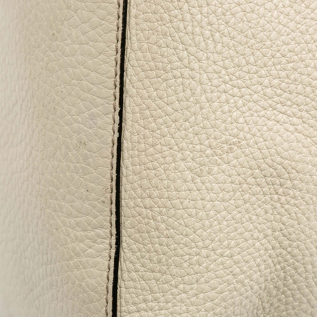 Gucci Medium Leather Soho Chain Tote