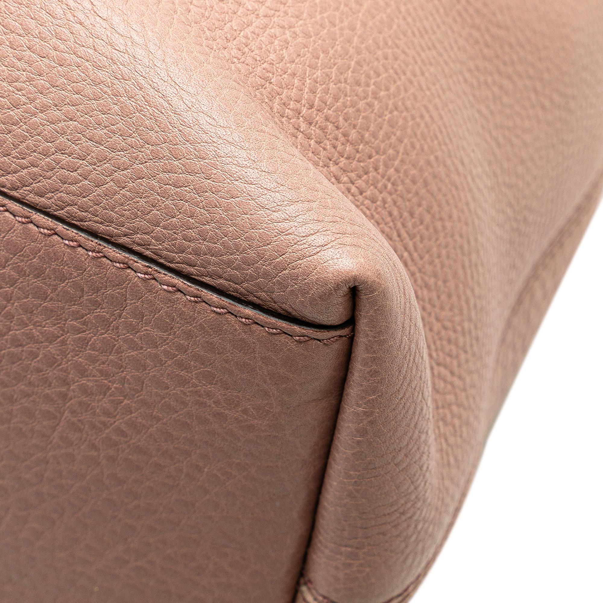 Gucci Medium Leather Soho Chain Tote