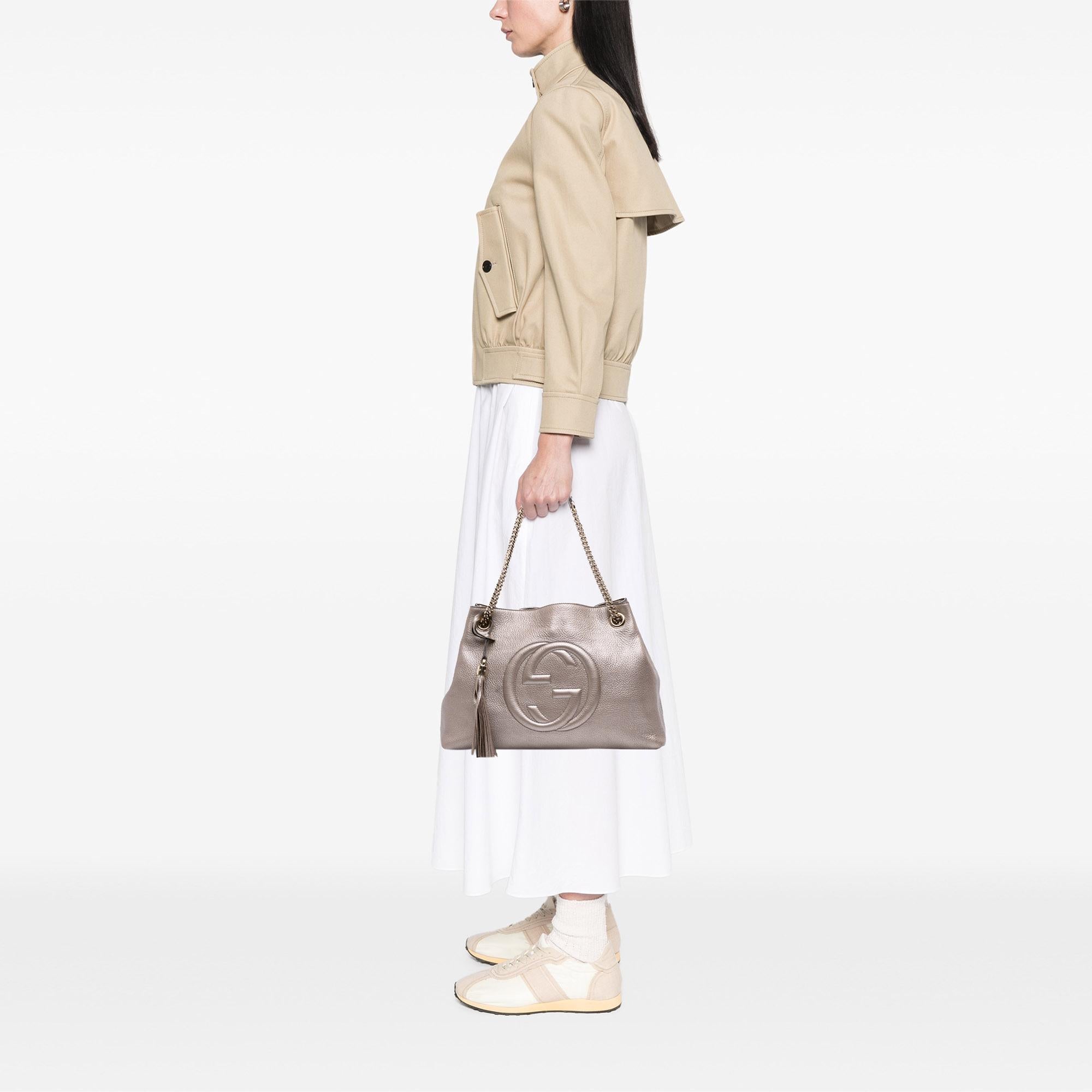 Gucci Medium Leather Soho Chain Tote