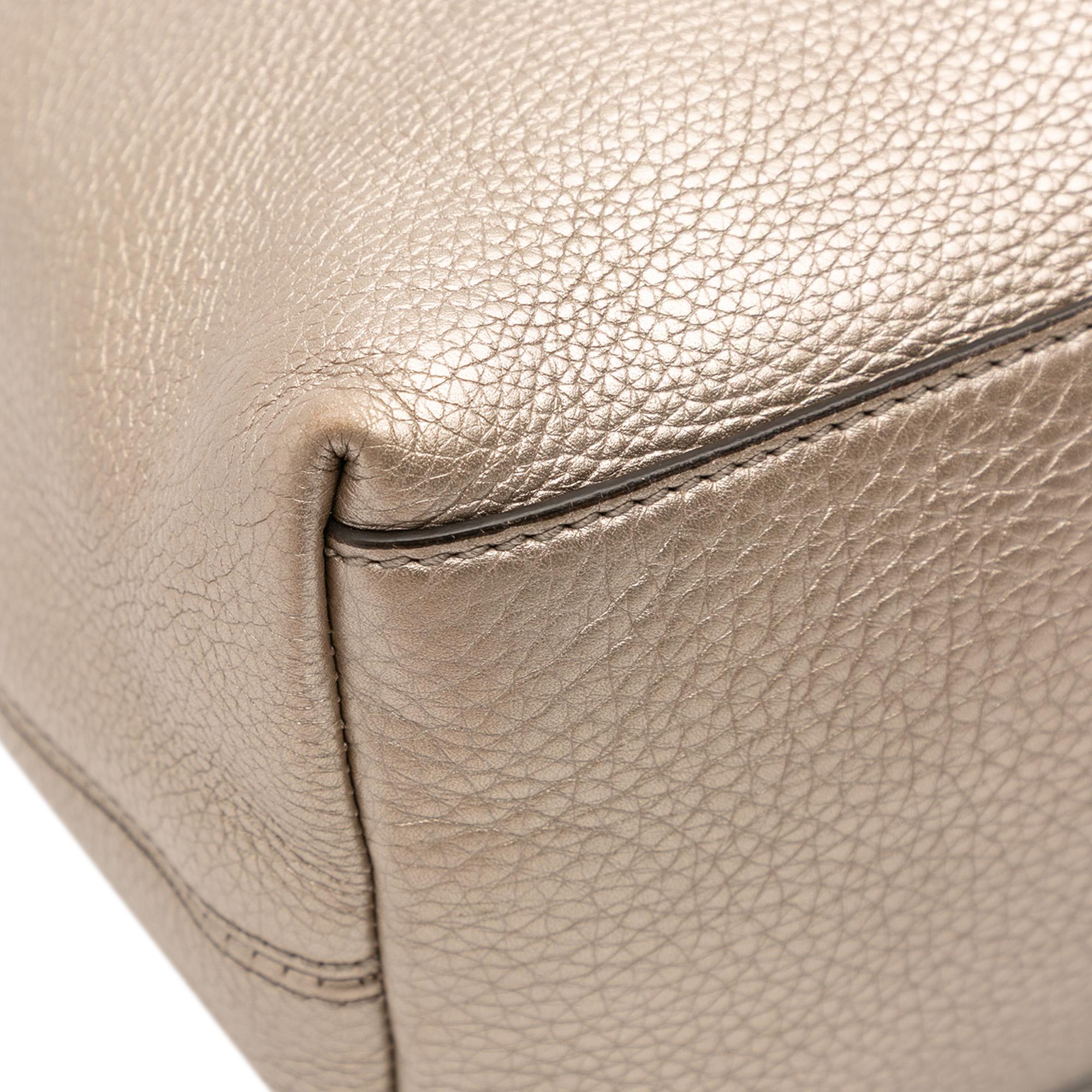 Gucci Medium Leather Soho Chain Tote