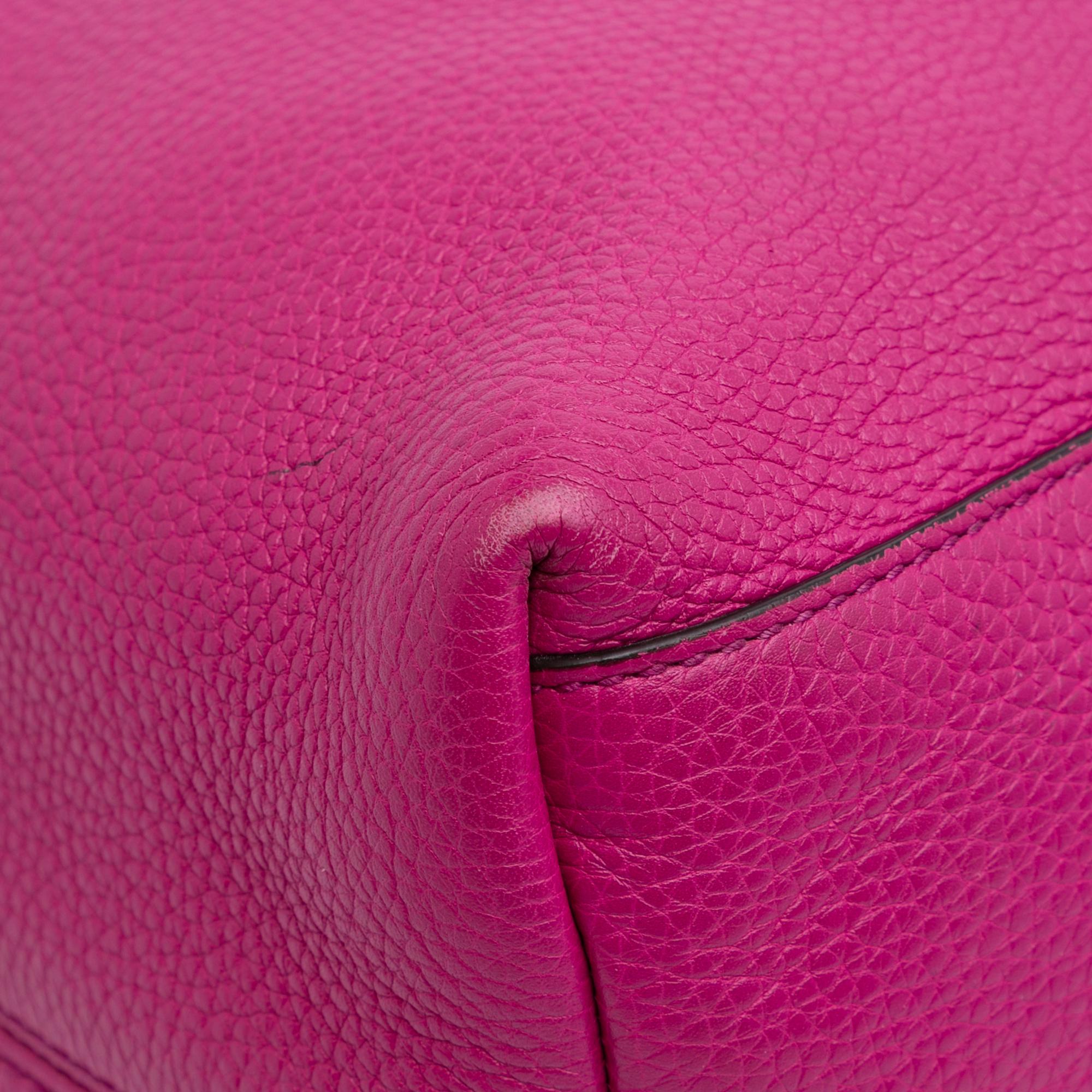 Gucci Medium Leather Soho Chain Tote