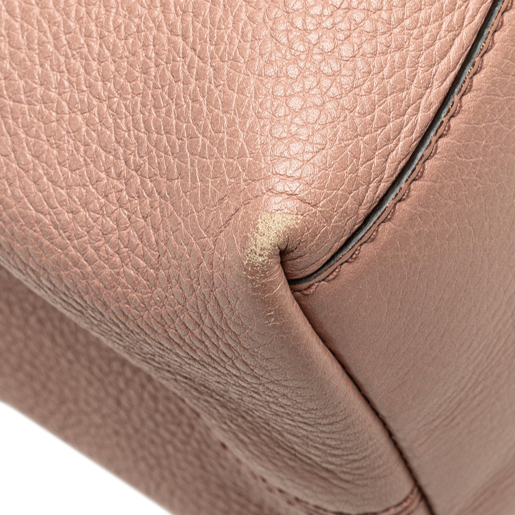 Gucci Medium Leather Soho Chain Tote