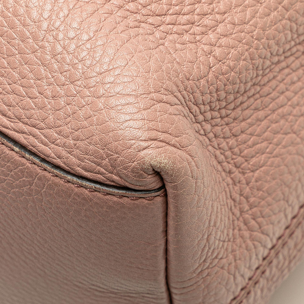 Gucci Medium Leather Soho Chain Tote