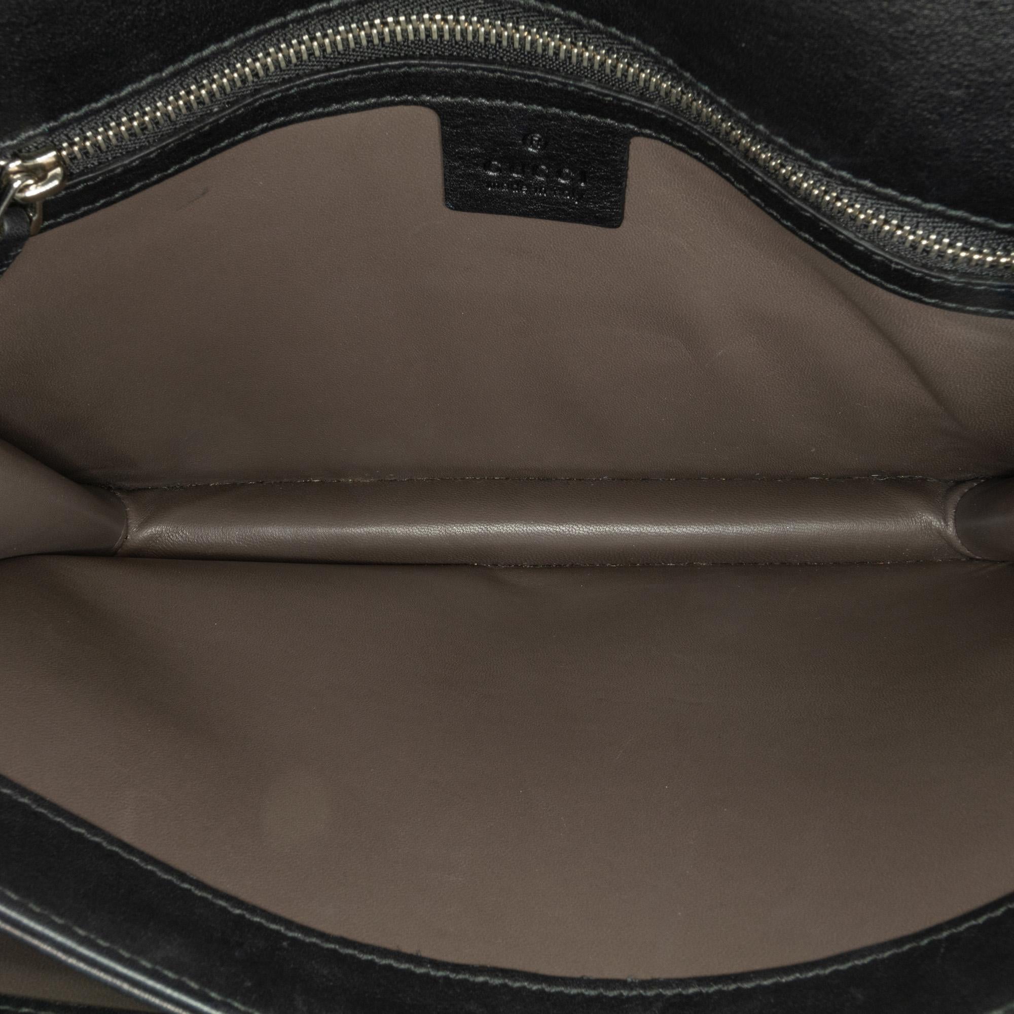 Gucci Medium Patent Dollar Interlocking G Crossbody (SHG-1j0vxX)
