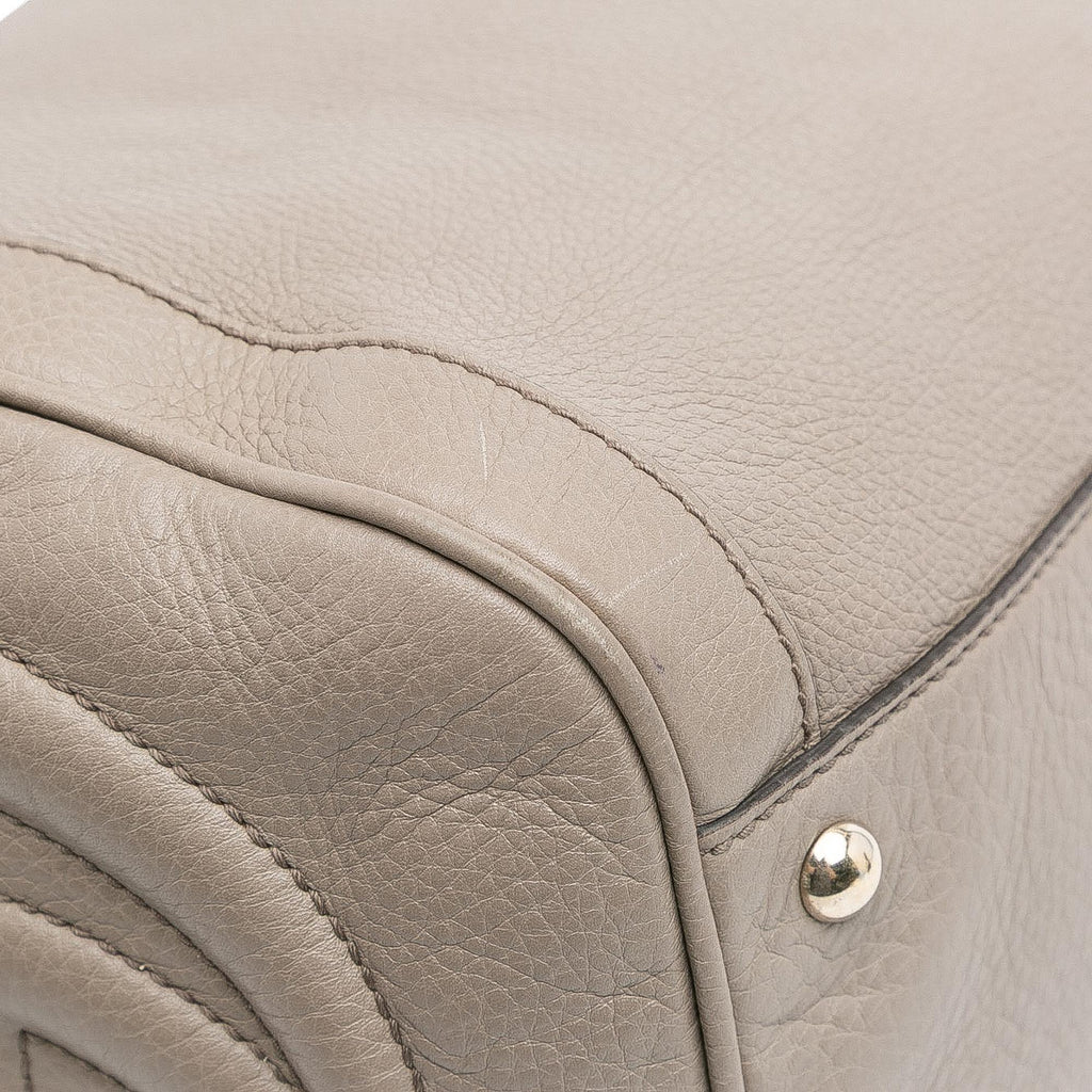 Gucci Medium Pebbled Calfskin Soho Boston Bag