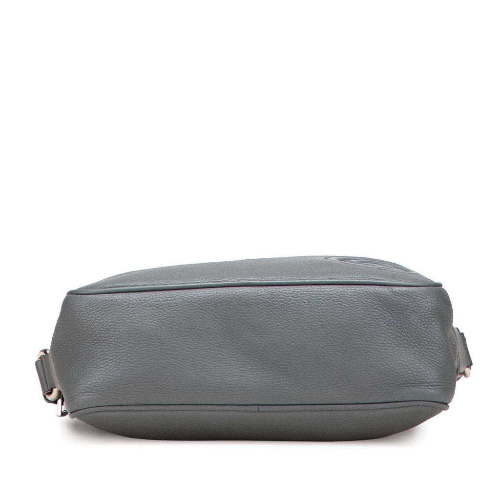 Gucci Medium Pebbled Calfskin Soho Messenger Bag