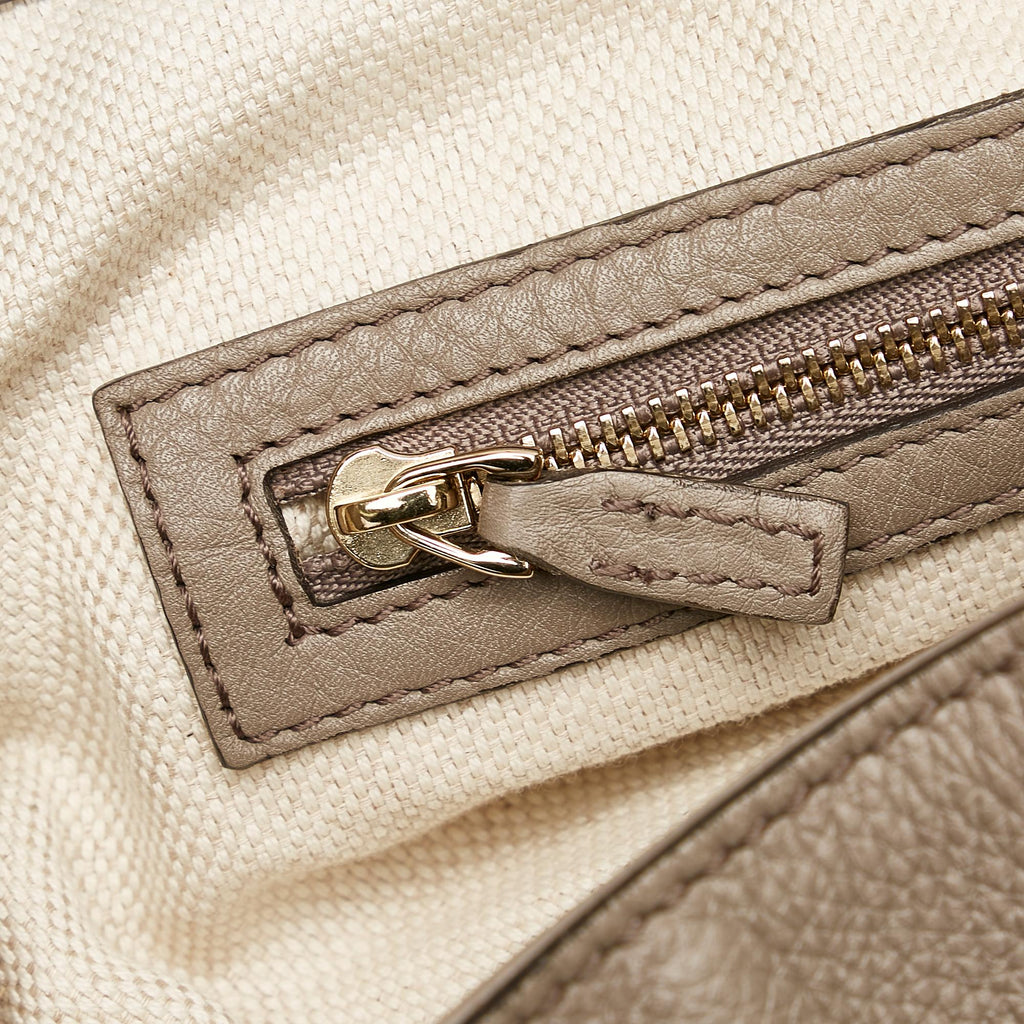 Gucci Medium Soho Cellarius Tote (SHG-Id0Ys1)
