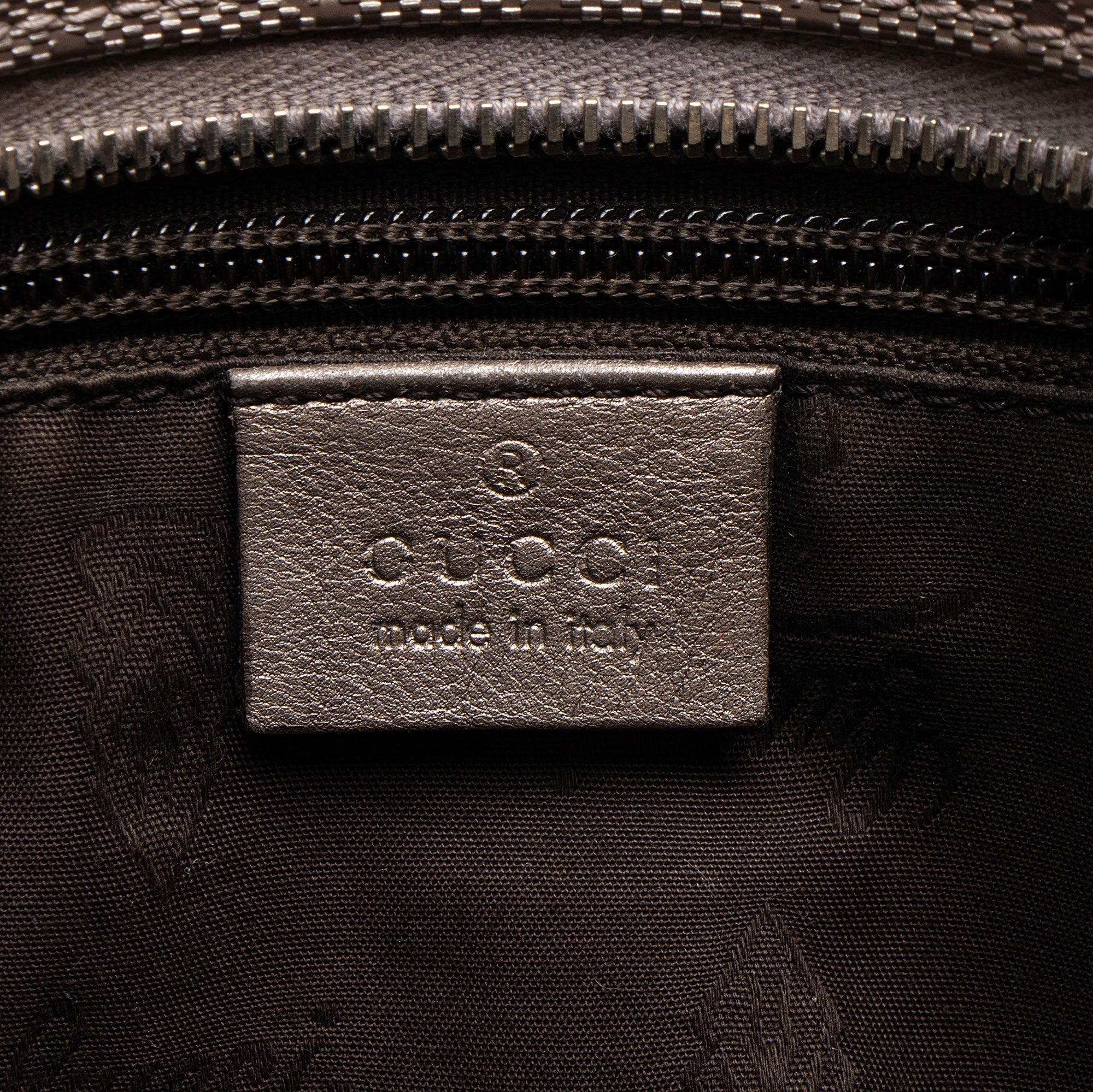 Gucci Metallic GG Imprime Flat Messenger