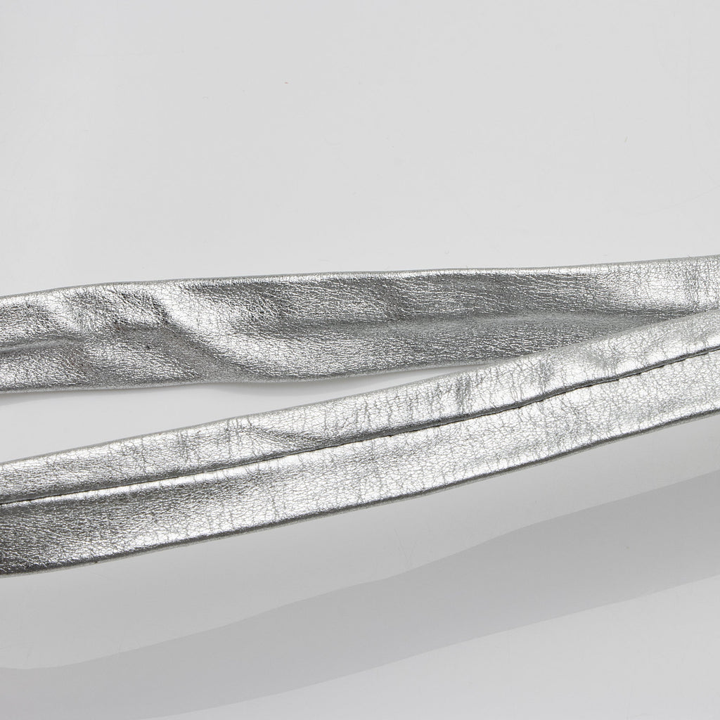 Gucci Metallic Leather Hysteria Small Clutch (SHF-hs8Ncf)