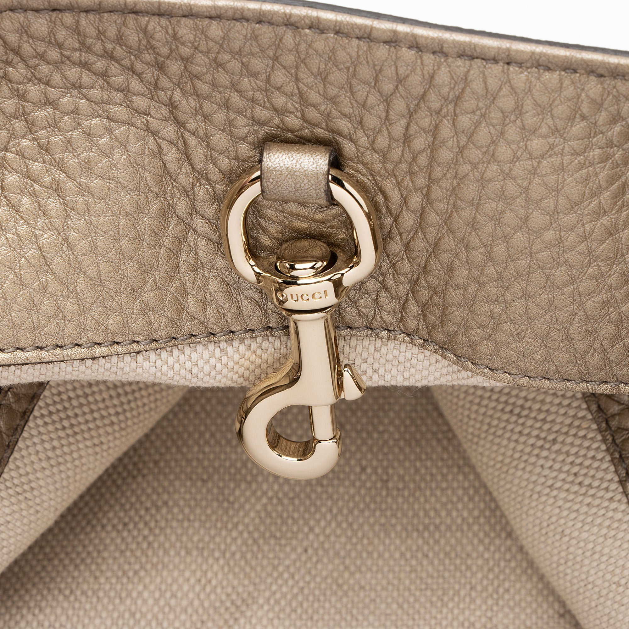Gucci Metallic Leather Soho Medium Shoulder Bag (SHF-WsyCup)