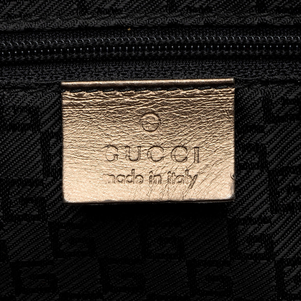 Gucci Metallic Leather Tiger Charm Shoulder Bag (SHF-ltMIAv)