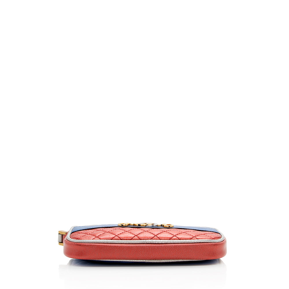 Gucci Metallic Leather Trapuntata Gucci Wristlet (SHF-15998)