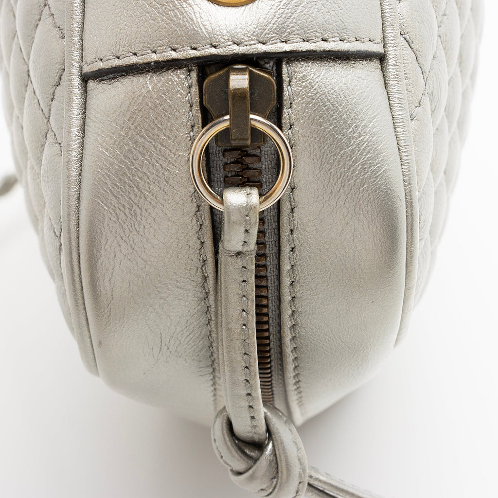 Gucci Metallic Quilted Leather Web Trapuntata Small Shoulder Bag (SHF-22451)