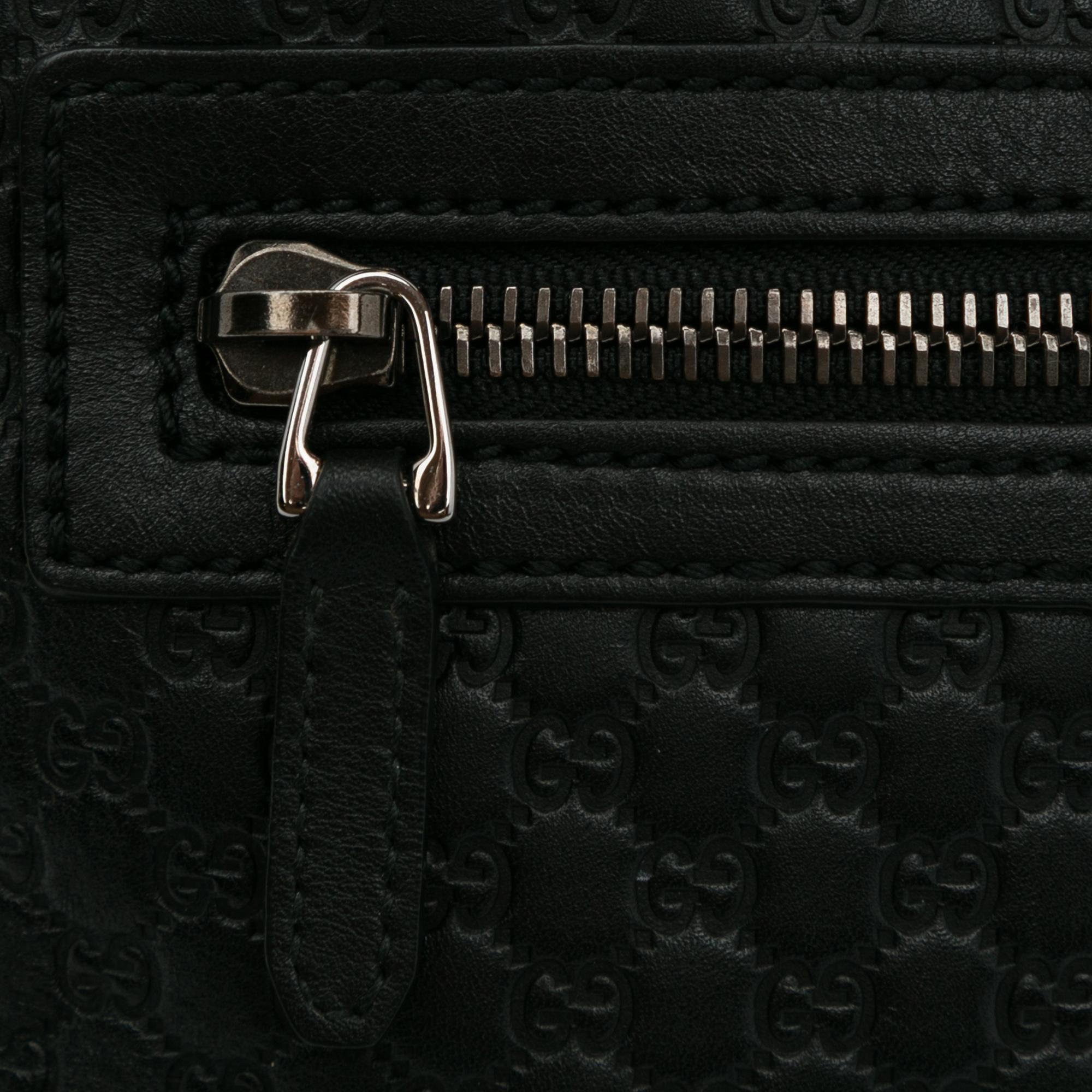 Gucci Microguccissima Clutch (SHG-I3EEGq)