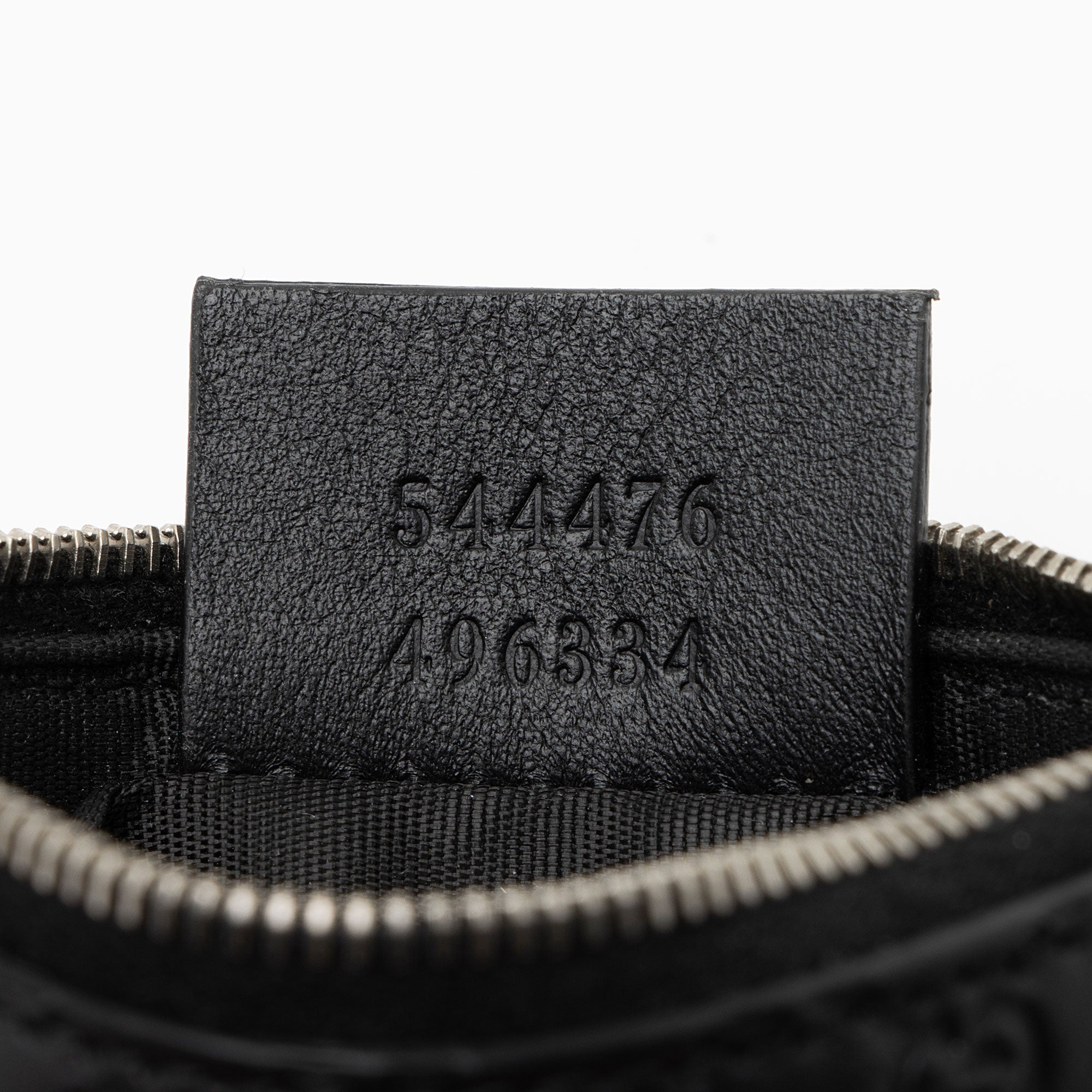 Gucci Microguccissima Leather Key Pouch (SHF-Mp39wT)