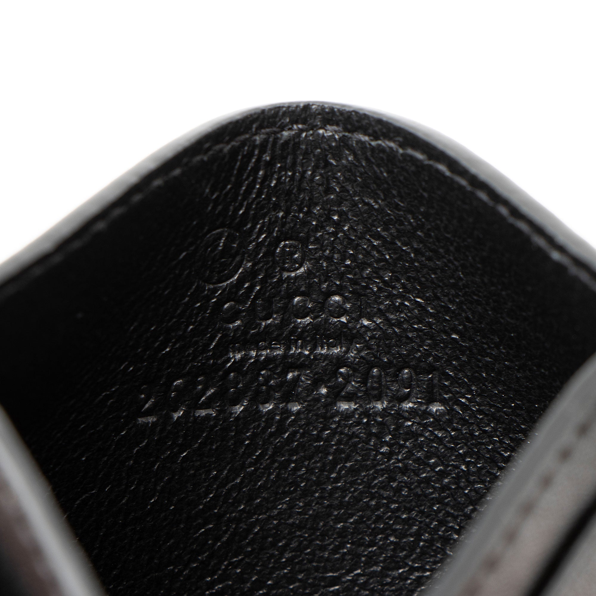 Gucci Microguccissima Leather Signature Card Case (SHF-ZzOzGb)