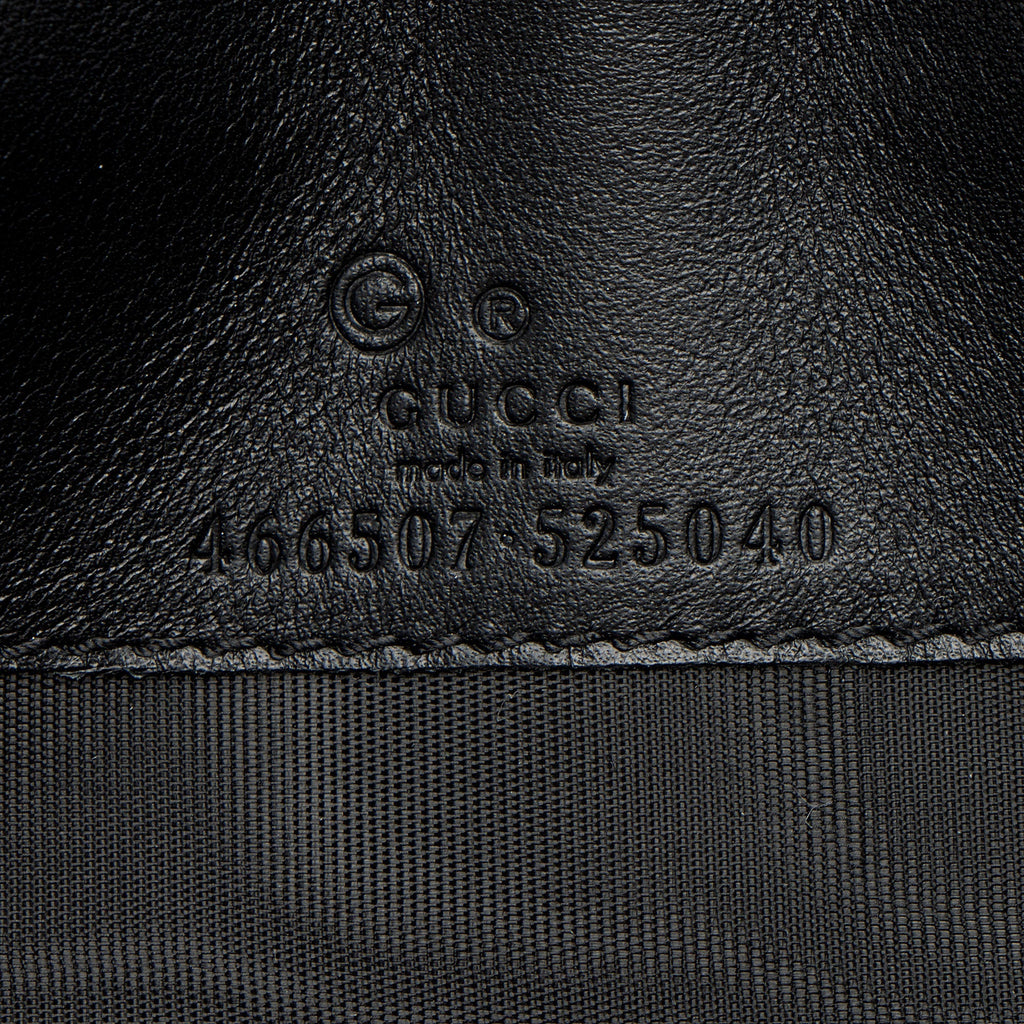 Gucci Microguccissima Leather Wallet Crossbody (SHF-RljdLh)