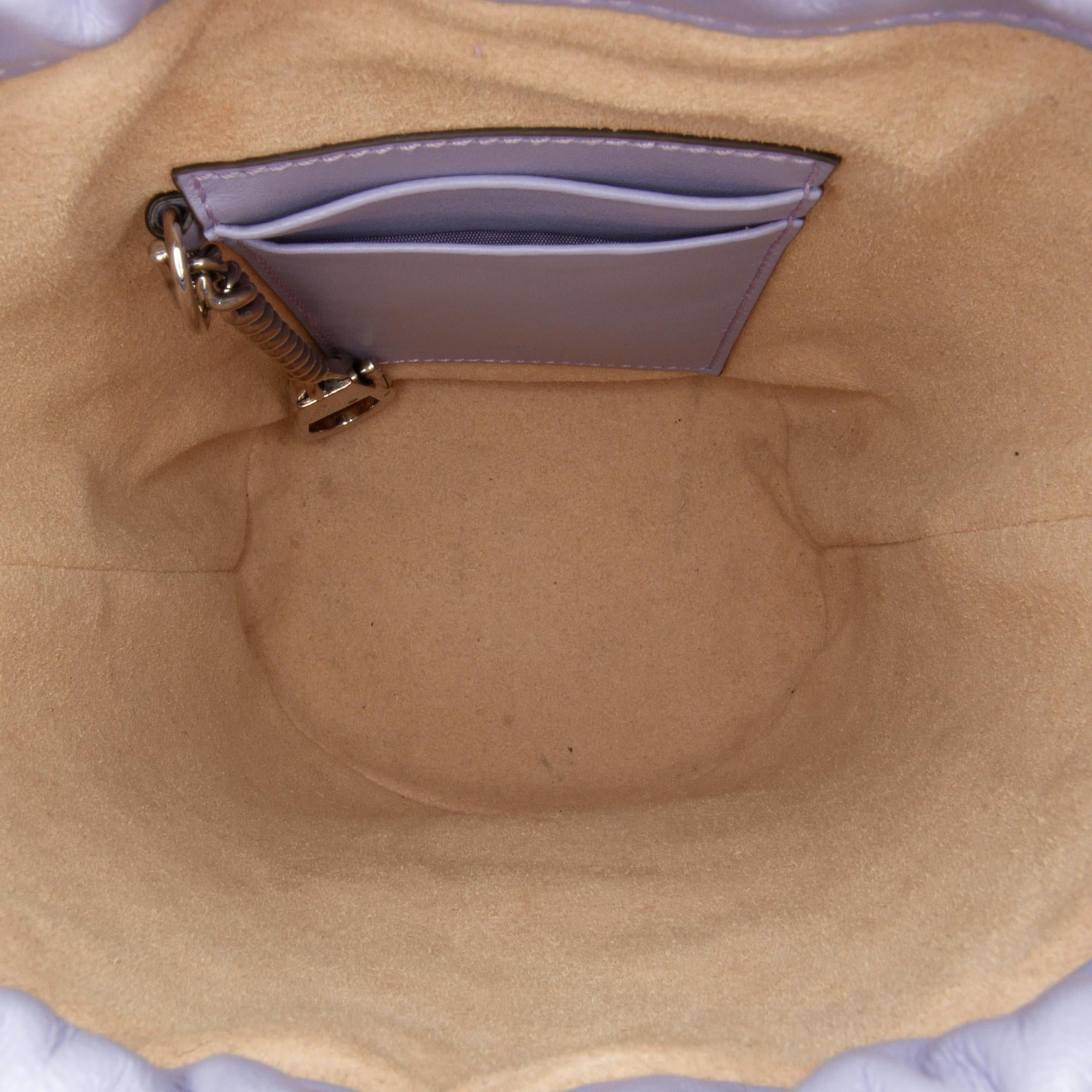 Gucci Mini GG Marmont Matelasse Bucket Bag (SHG-cgNll5)