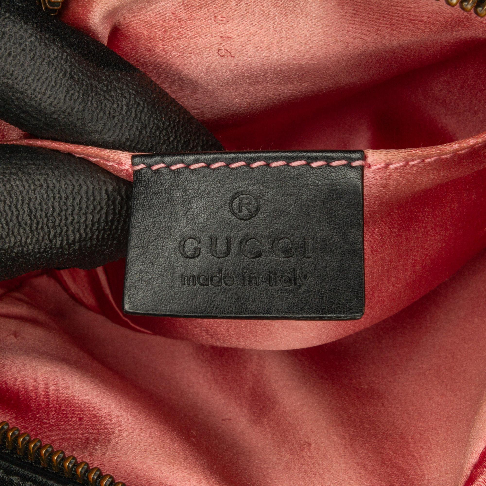 Gucci Mini GG Marmont Matelasse Crossbody Bag (SHG-dRMB0t)