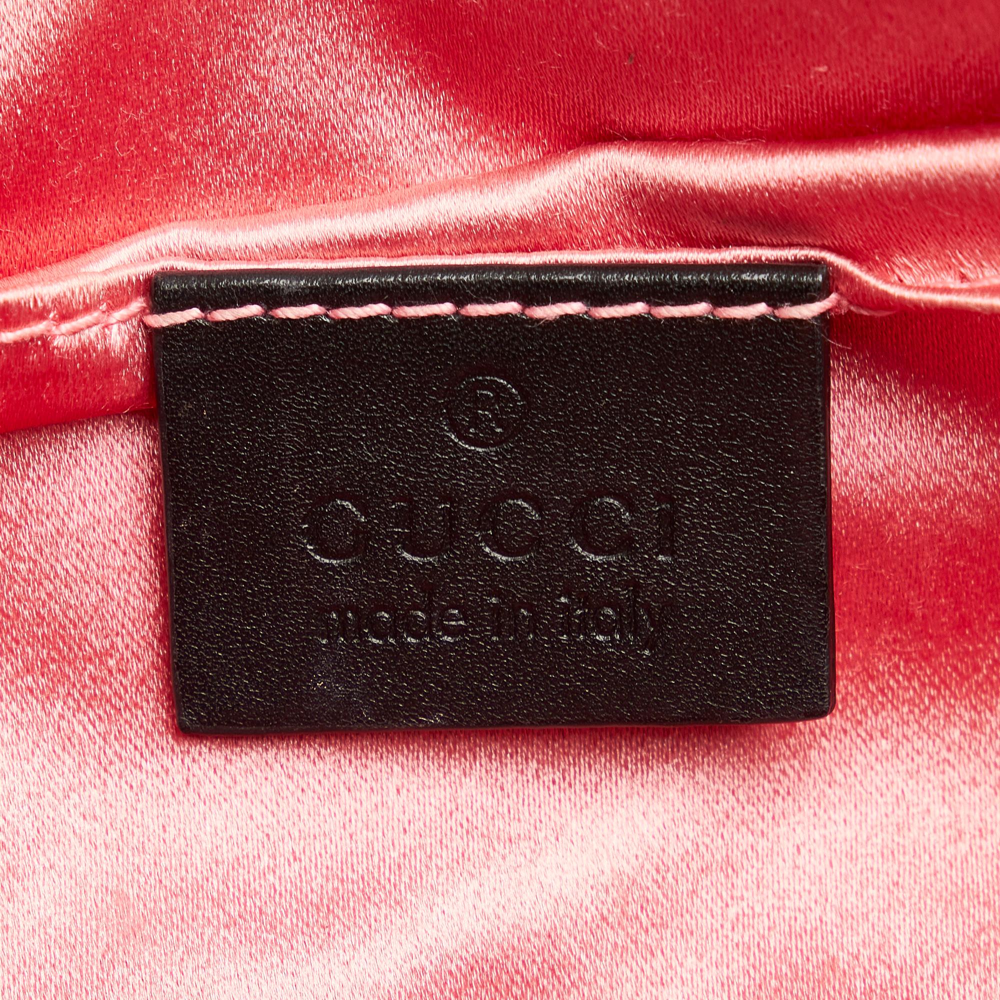 Gucci Mini GG Marmont Matelasse Crossbody (SHG-D34Sk3)