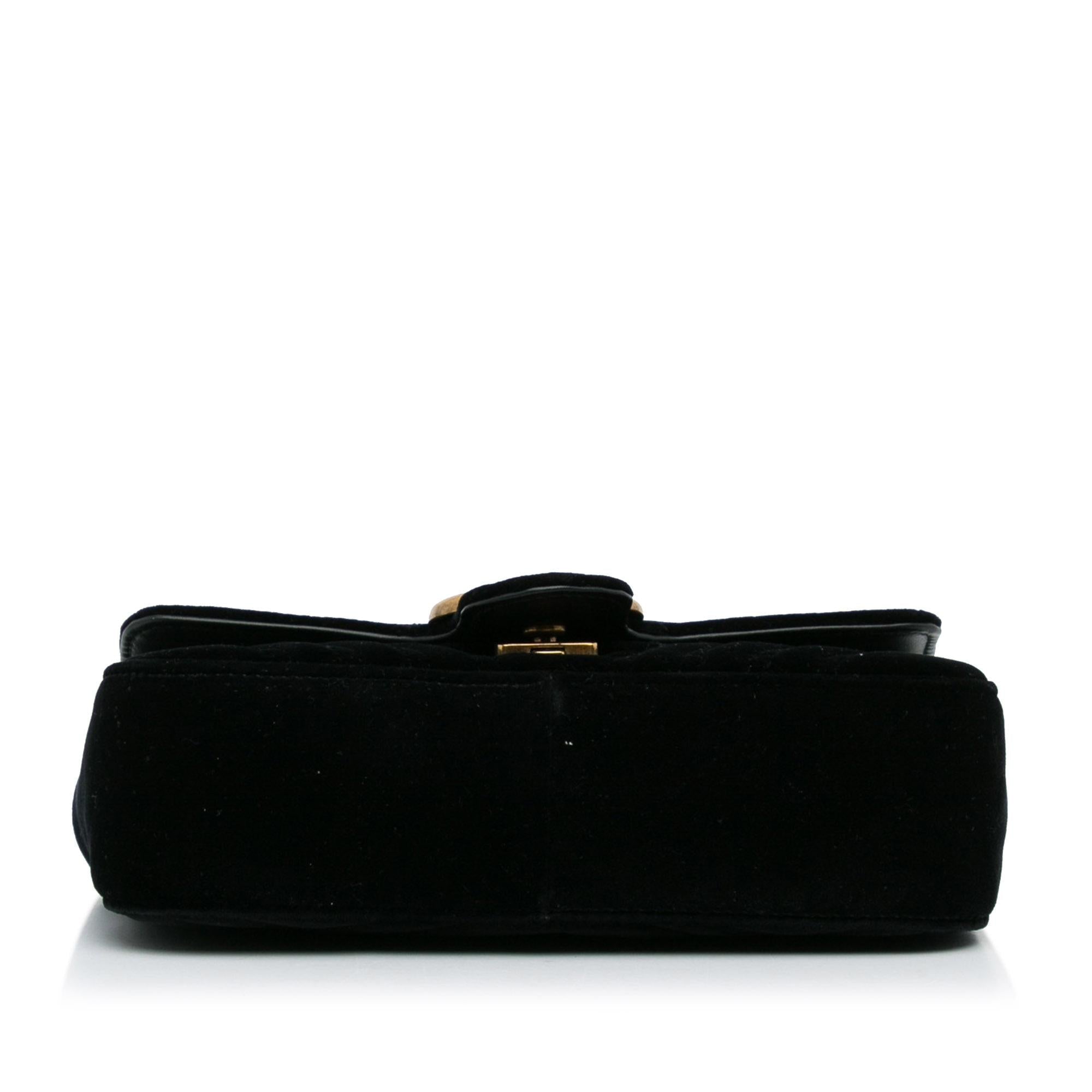 Gucci Mini GG Marmont Matelasse Velvet Crossbody (SHG-uTjykr)