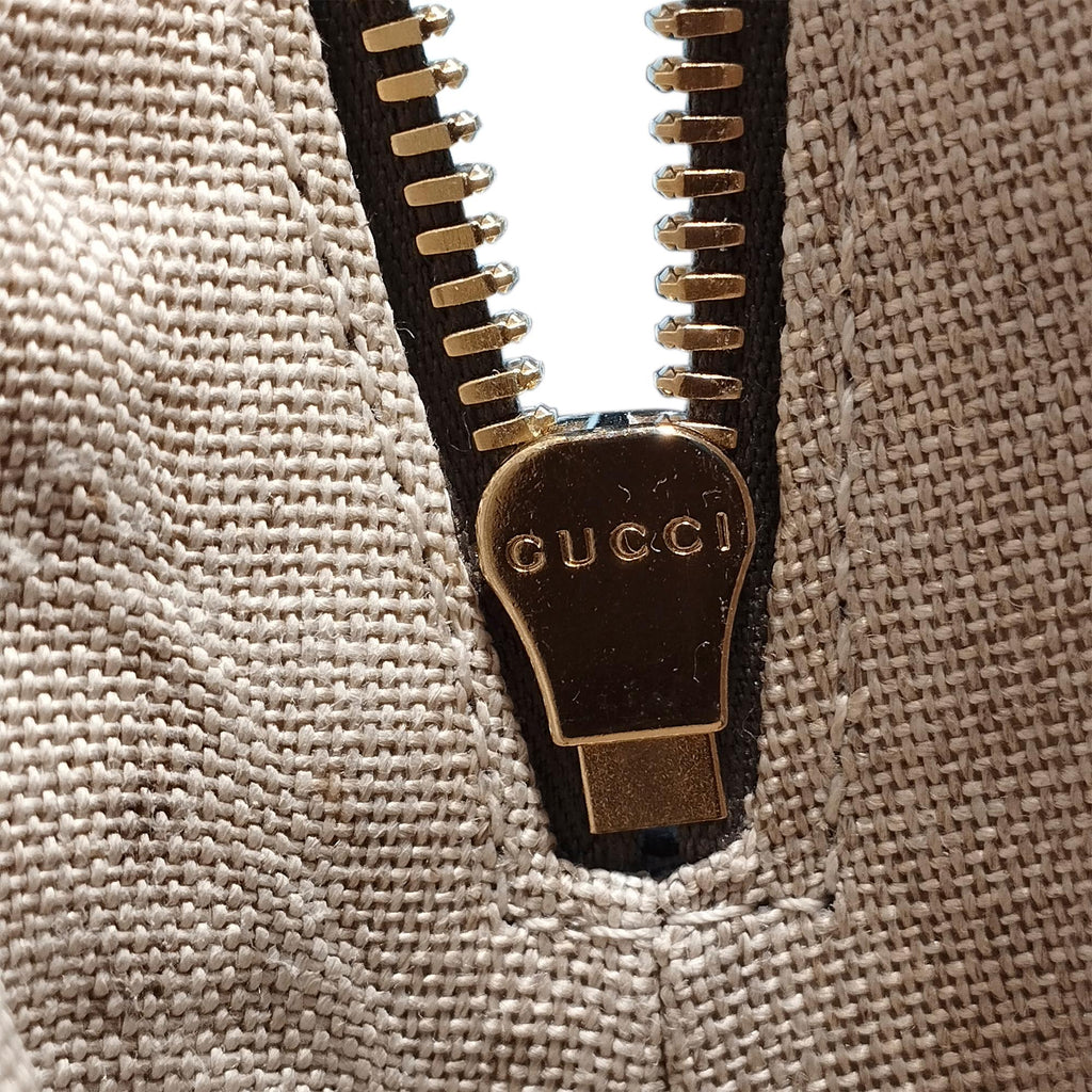 Gucci Mini Microguccissima Dome Bag (SHG-TlWTcw)