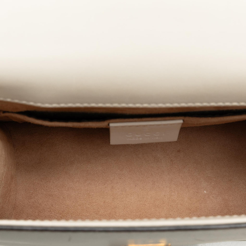 Gucci Mini Sylvie Leather Chain Crossbody Bag (SHG-1OZLSf)