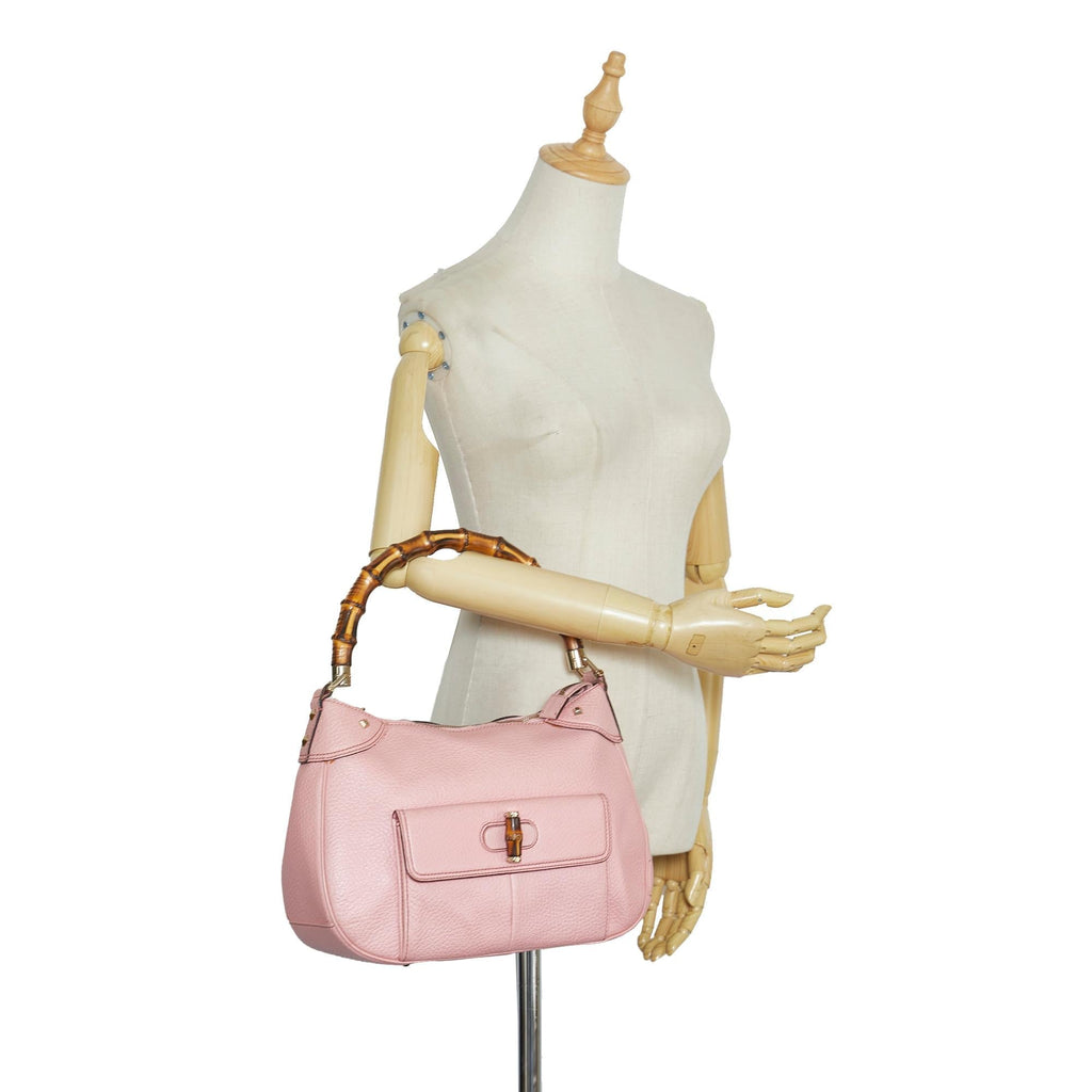 Gucci Nailhead Bamboo Handbag (SHG-InJ5MJ)