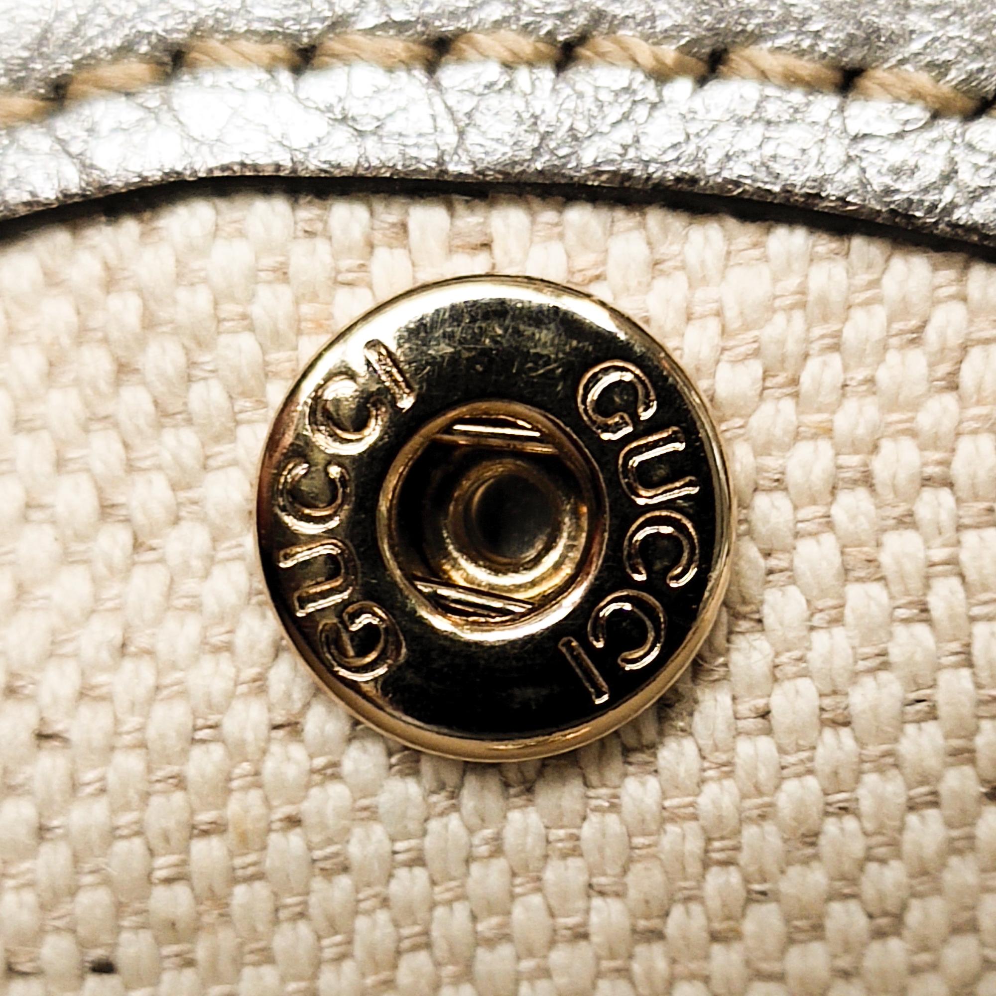 Gucci New Bamboo Leather Handbag (SHG-35959)