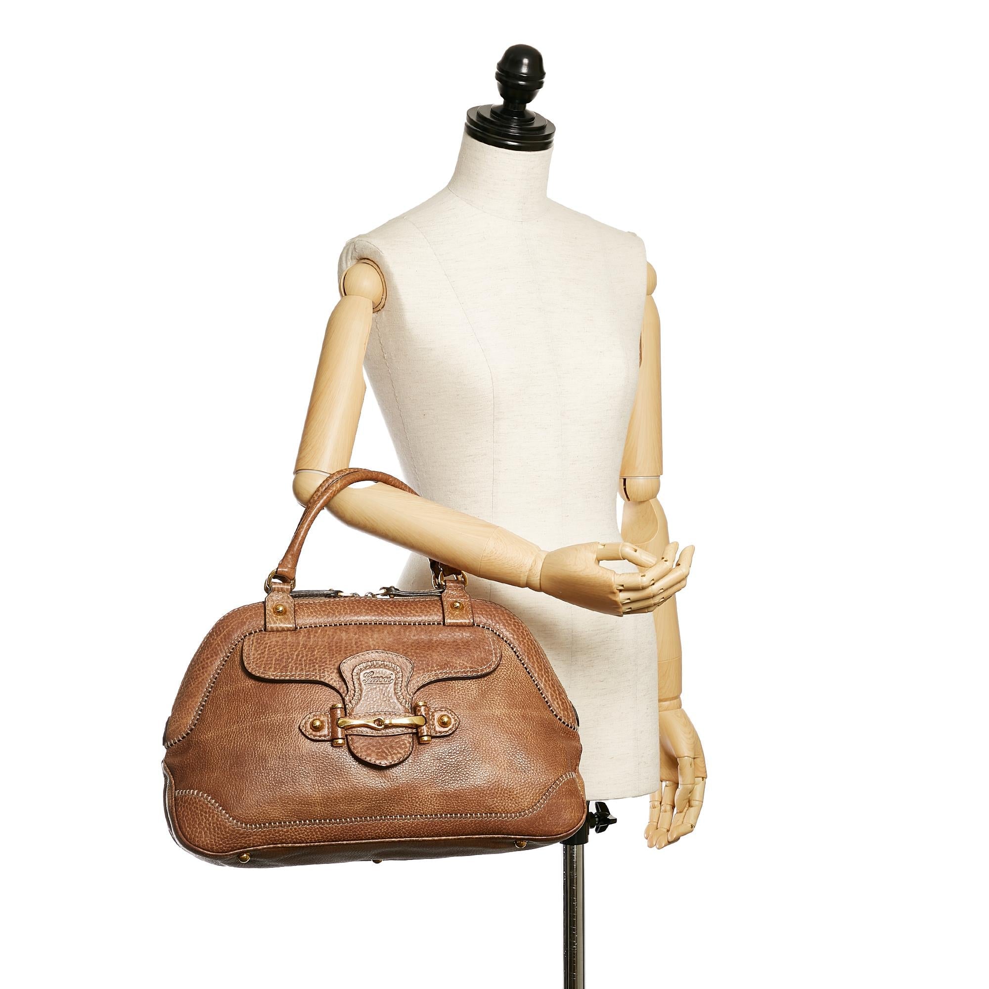 Gucci New Pelham Leather Handbag (SHG-37217)