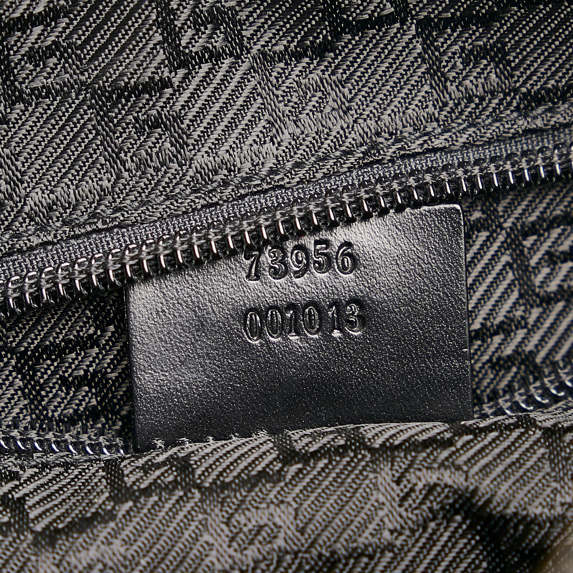 Gucci Nylon Clutch (SHG-36778)