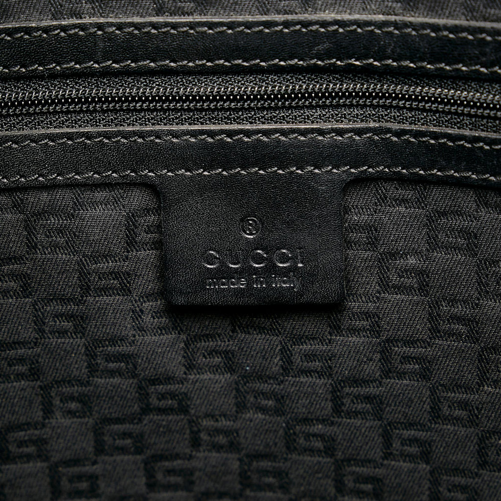 Gucci Nylon Drawstring Hobo Bag (SHG-wMVys5)