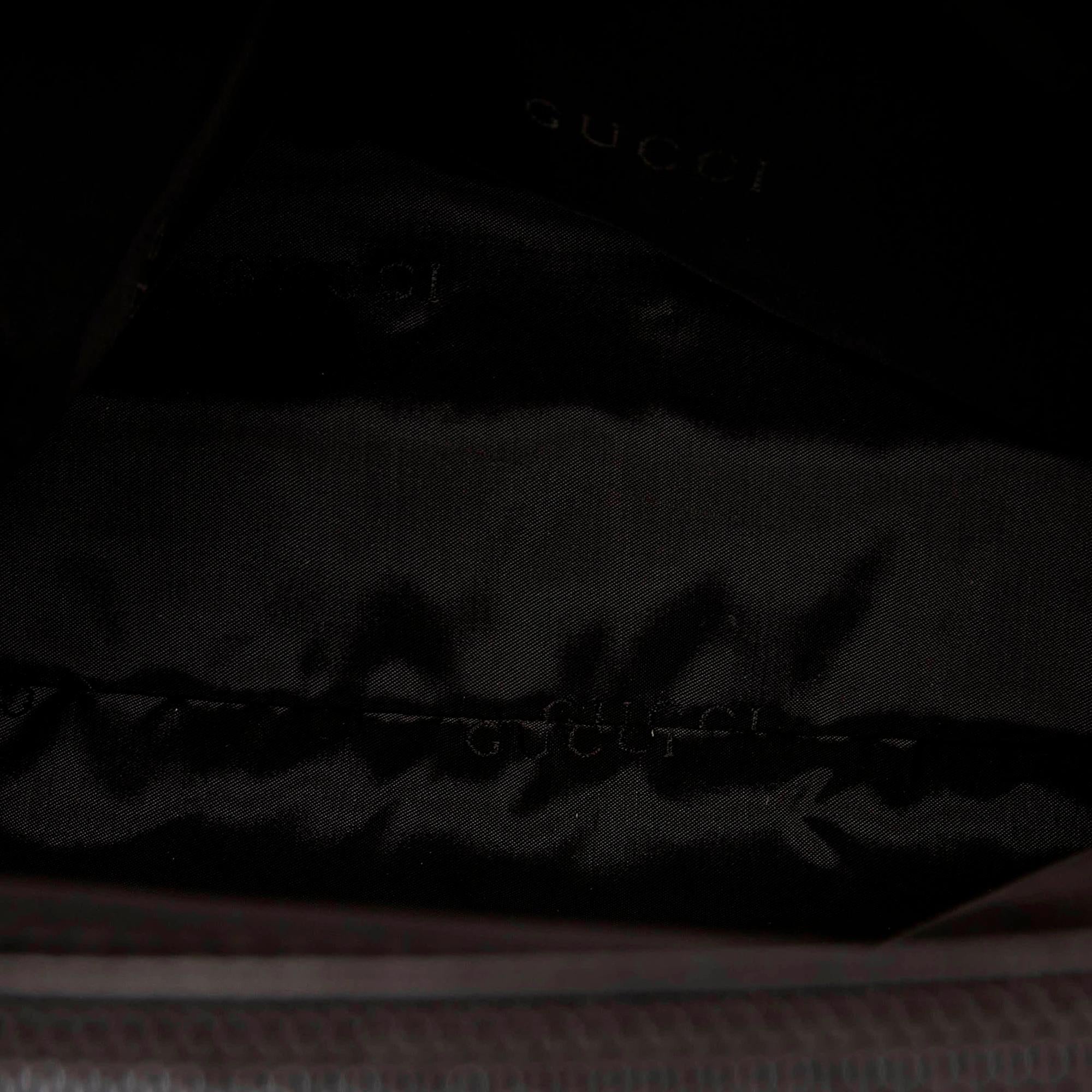 Gucci Nylon Handbag (SHG-31588)