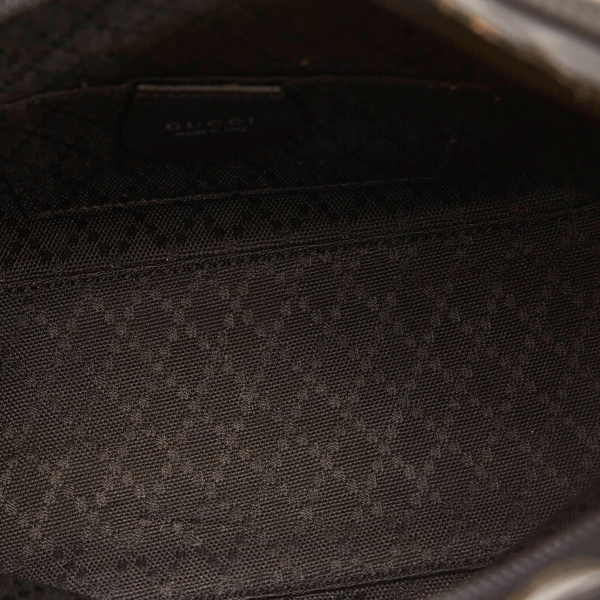 Gucci Nylon Shoulder Bag (SHG-29817)