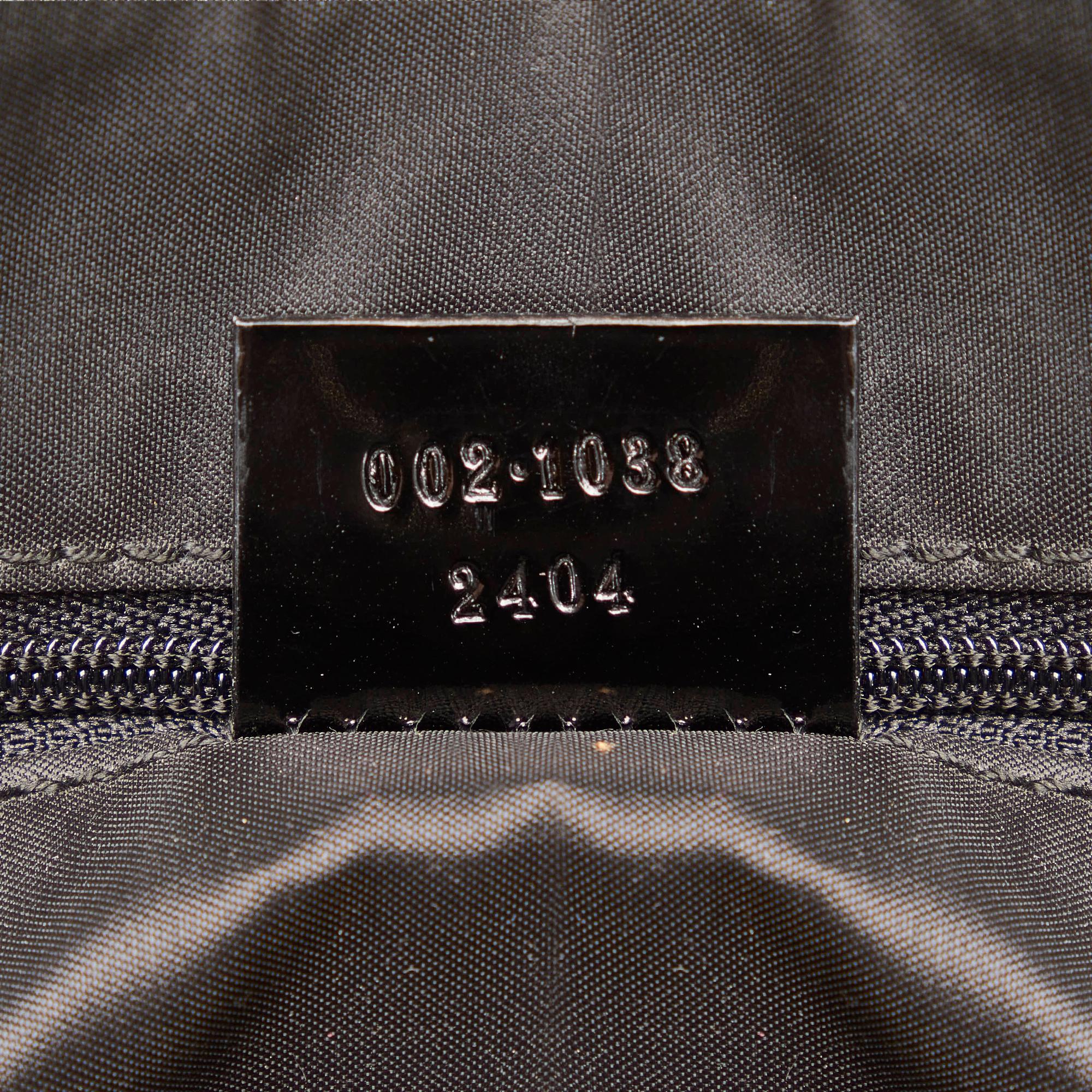 Gucci Nylon Shoulder Bag (SHG-34154)