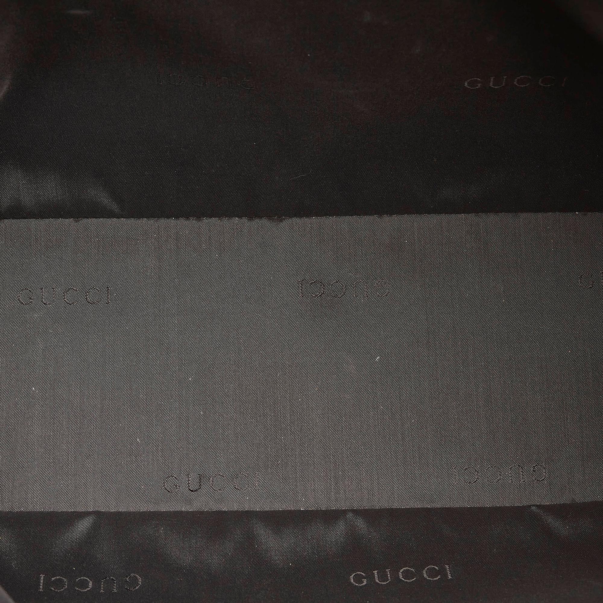 Gucci Nylon Shoulder Bag (SHG-34154)