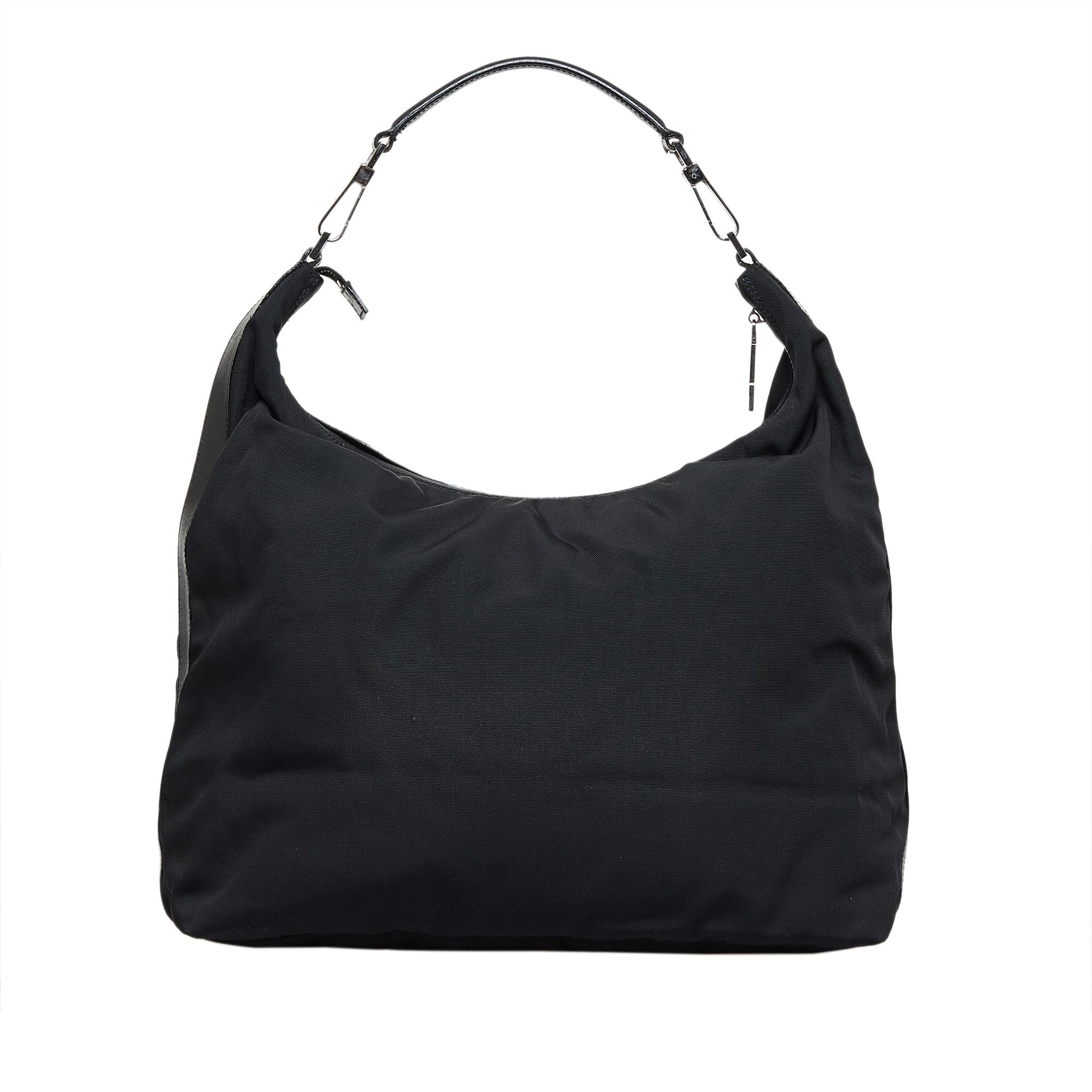 Gucci Nylon Shoulder Bag (SHG-yZTMlV)