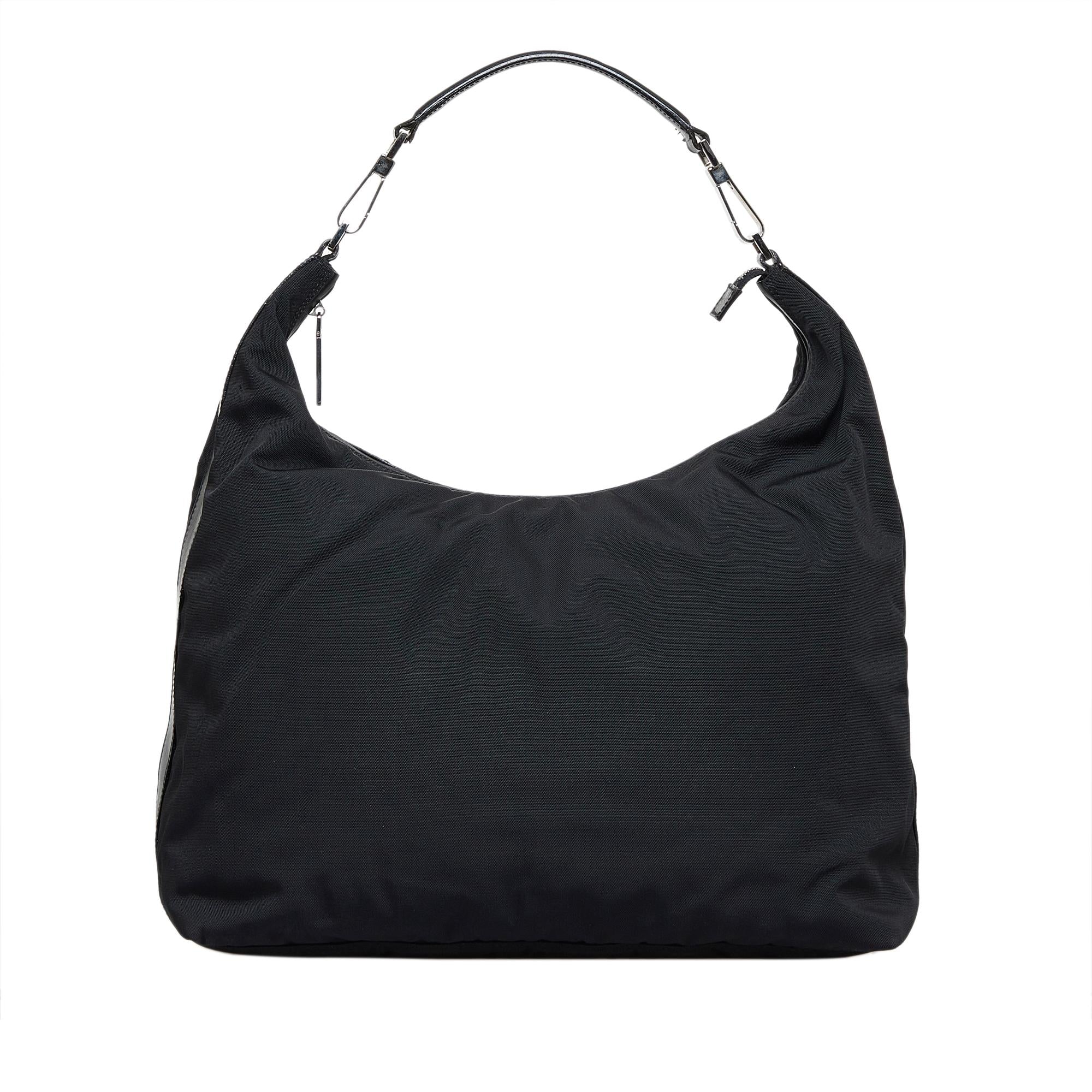 Gucci Nylon Shoulder Bag (SHG-yZTMlV)