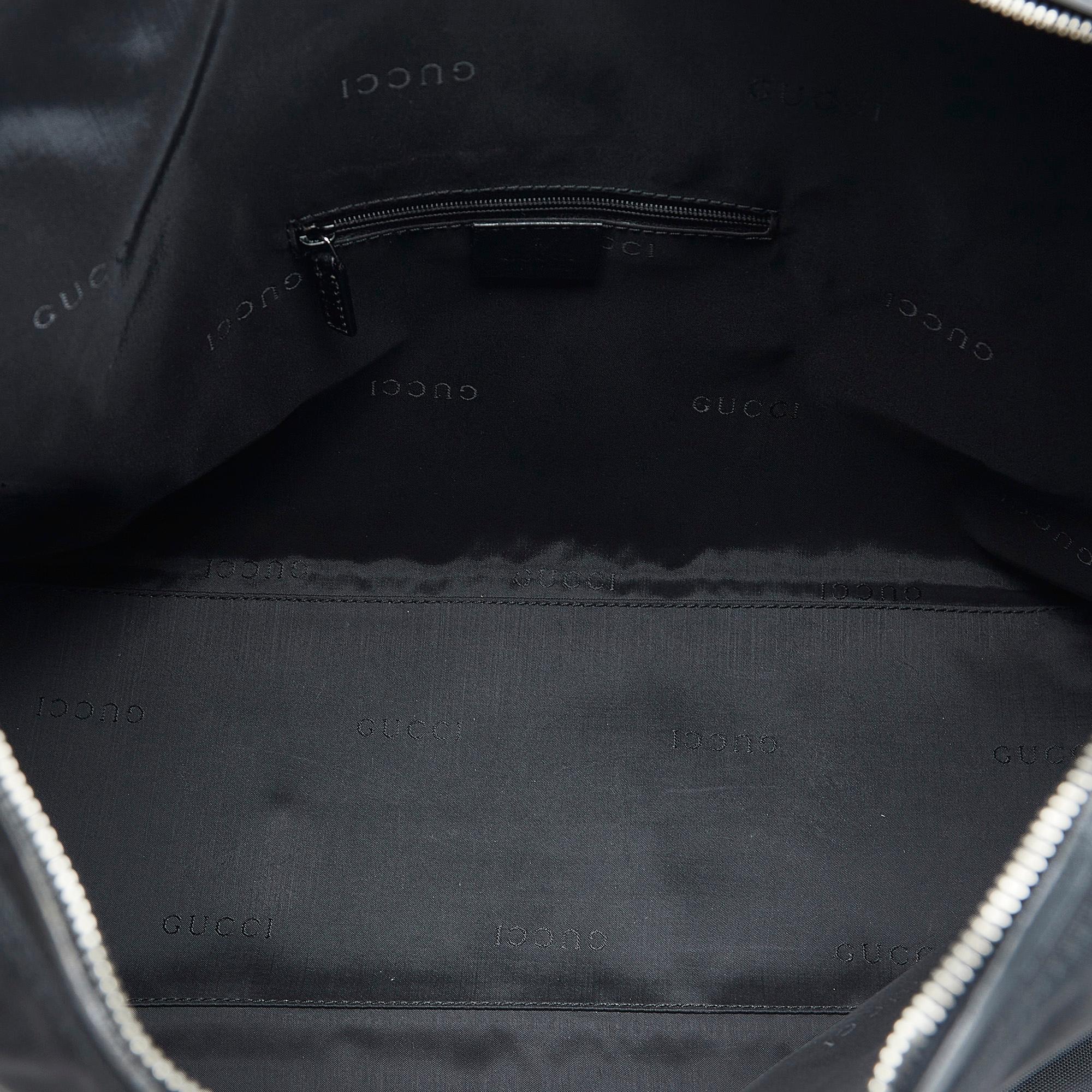 Gucci Nylon Shoulder Bag (SHG-yZTMlV)