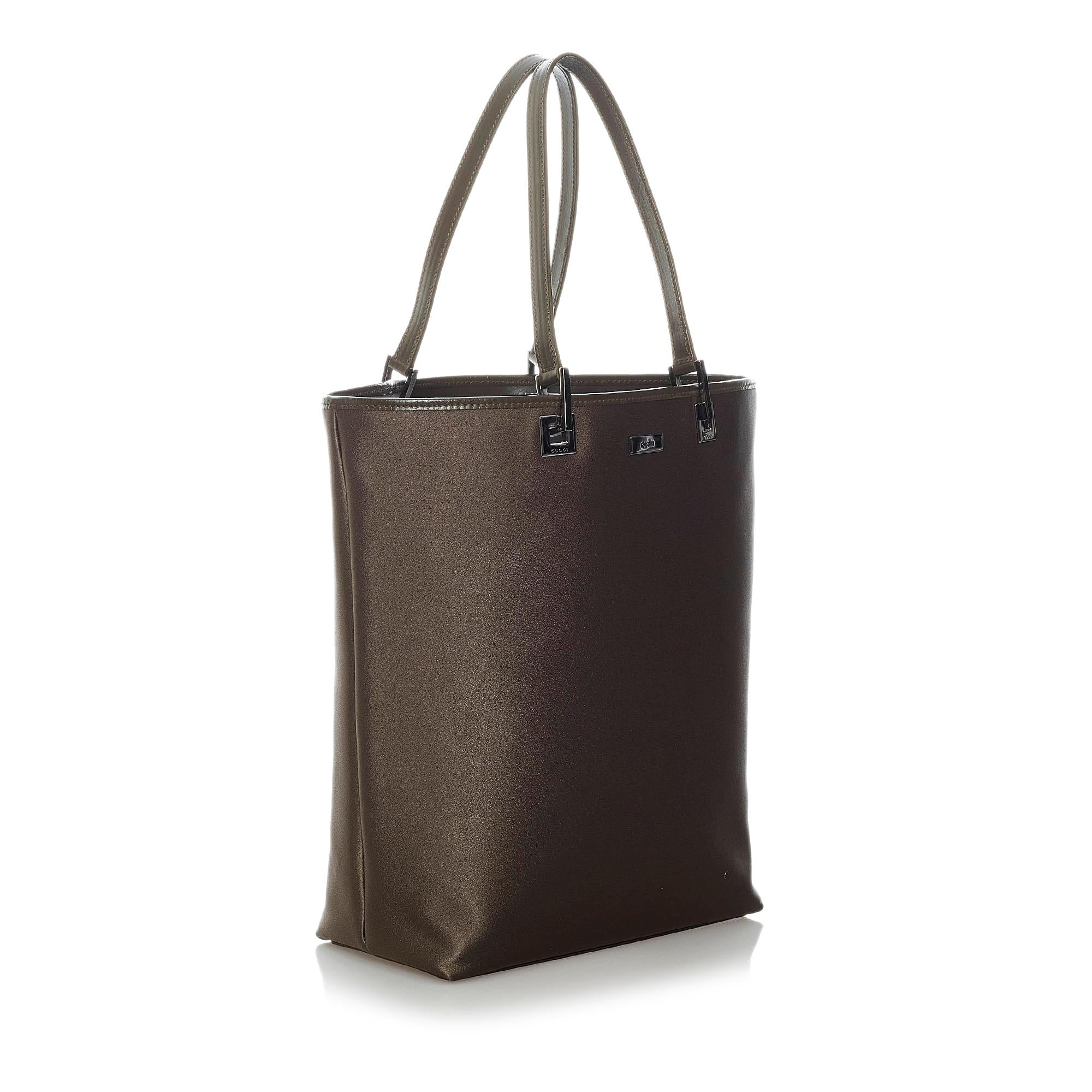 Gucci Nylon Tote Bag (SHG-29917)