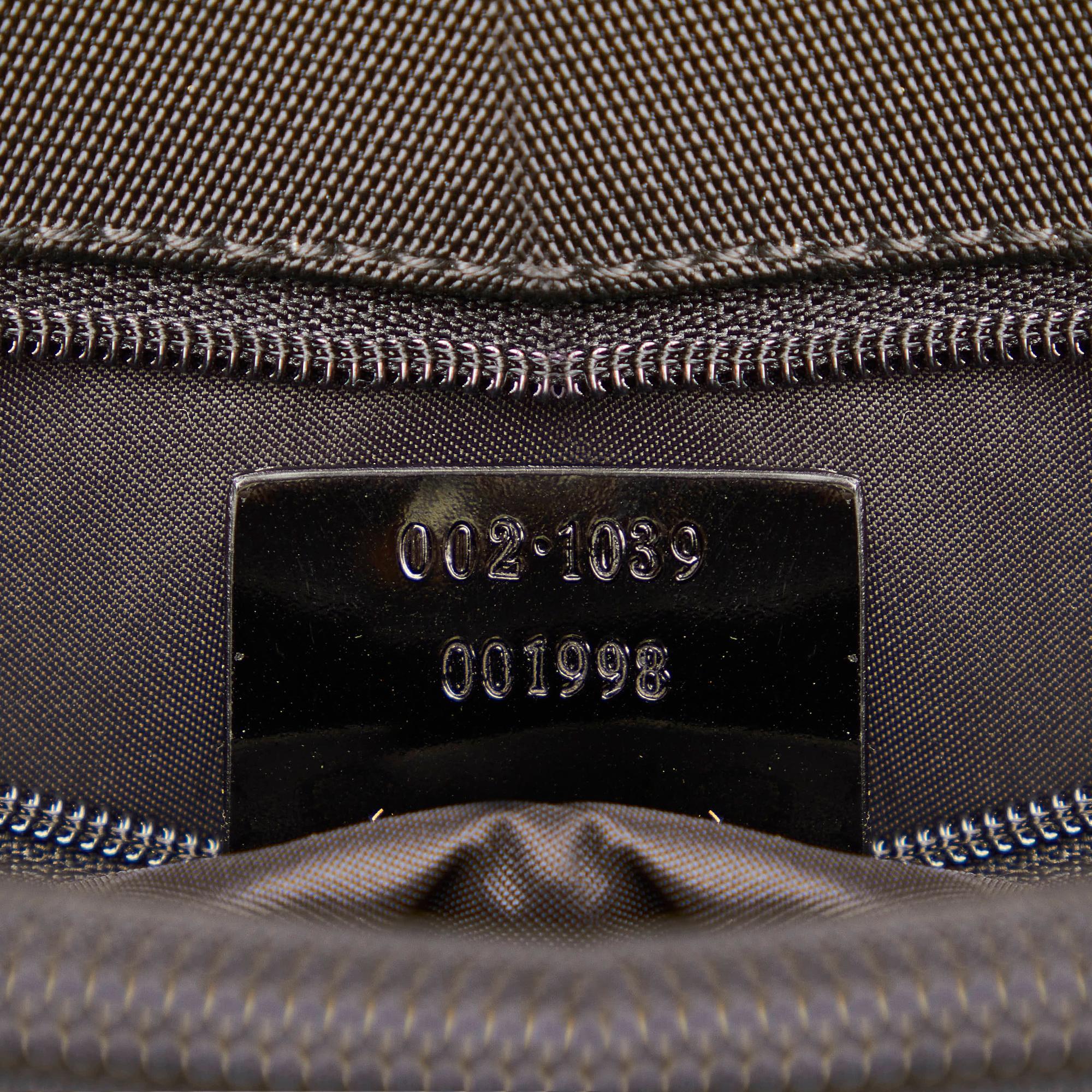 Gucci Nylon Tote Bag (SHG-32024)