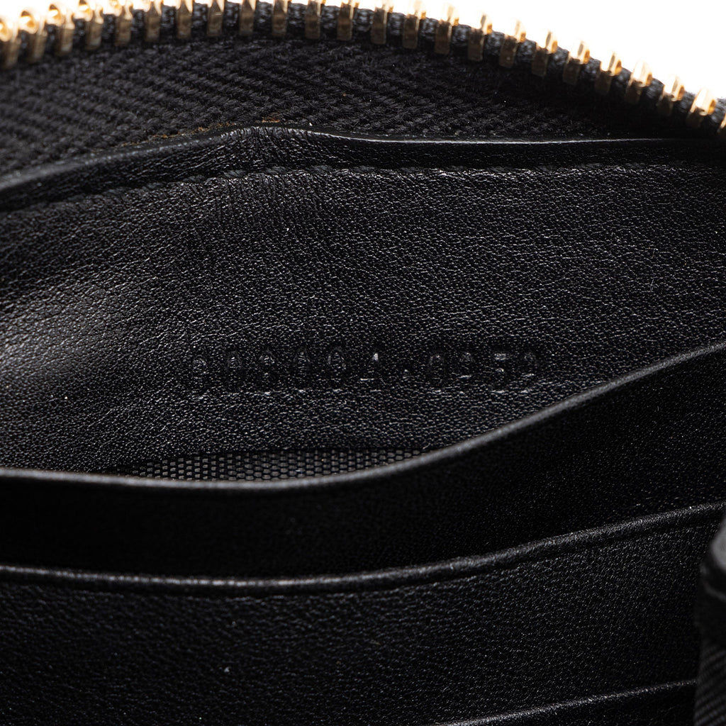 Gucci Patent Leather Soho Zip Around Wallet (SHF-OZVoQd)