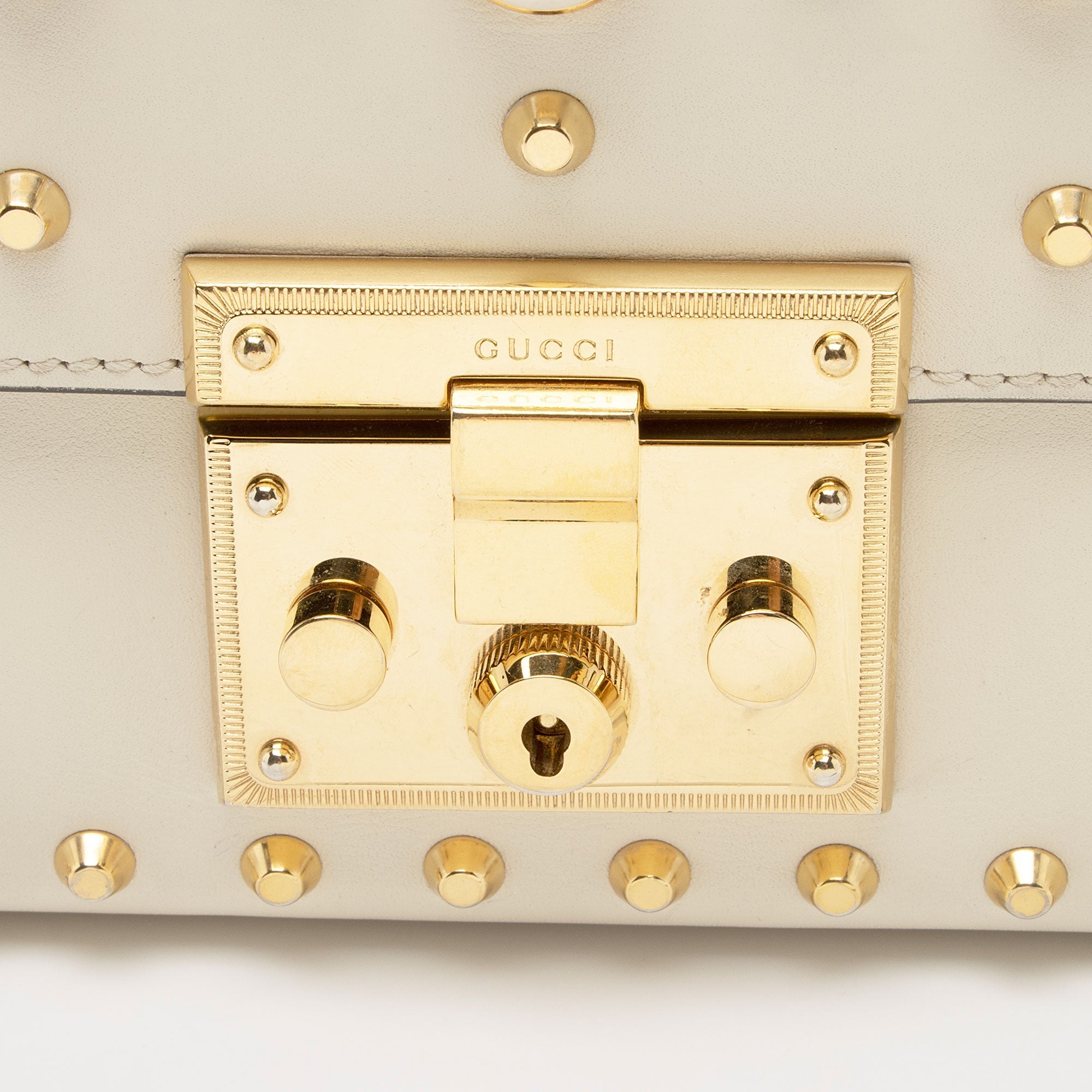 Gucci Pearl Embellished Leather Padlock Small Shoulder Bag (SHF-2JmpQy)