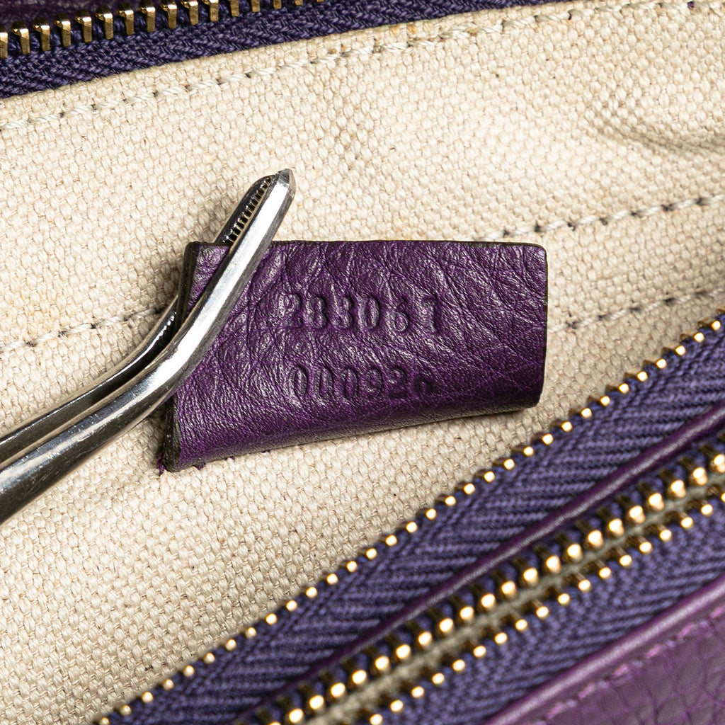 Gucci Pebbled Calfskin Piston Broadway EvLBing Bag