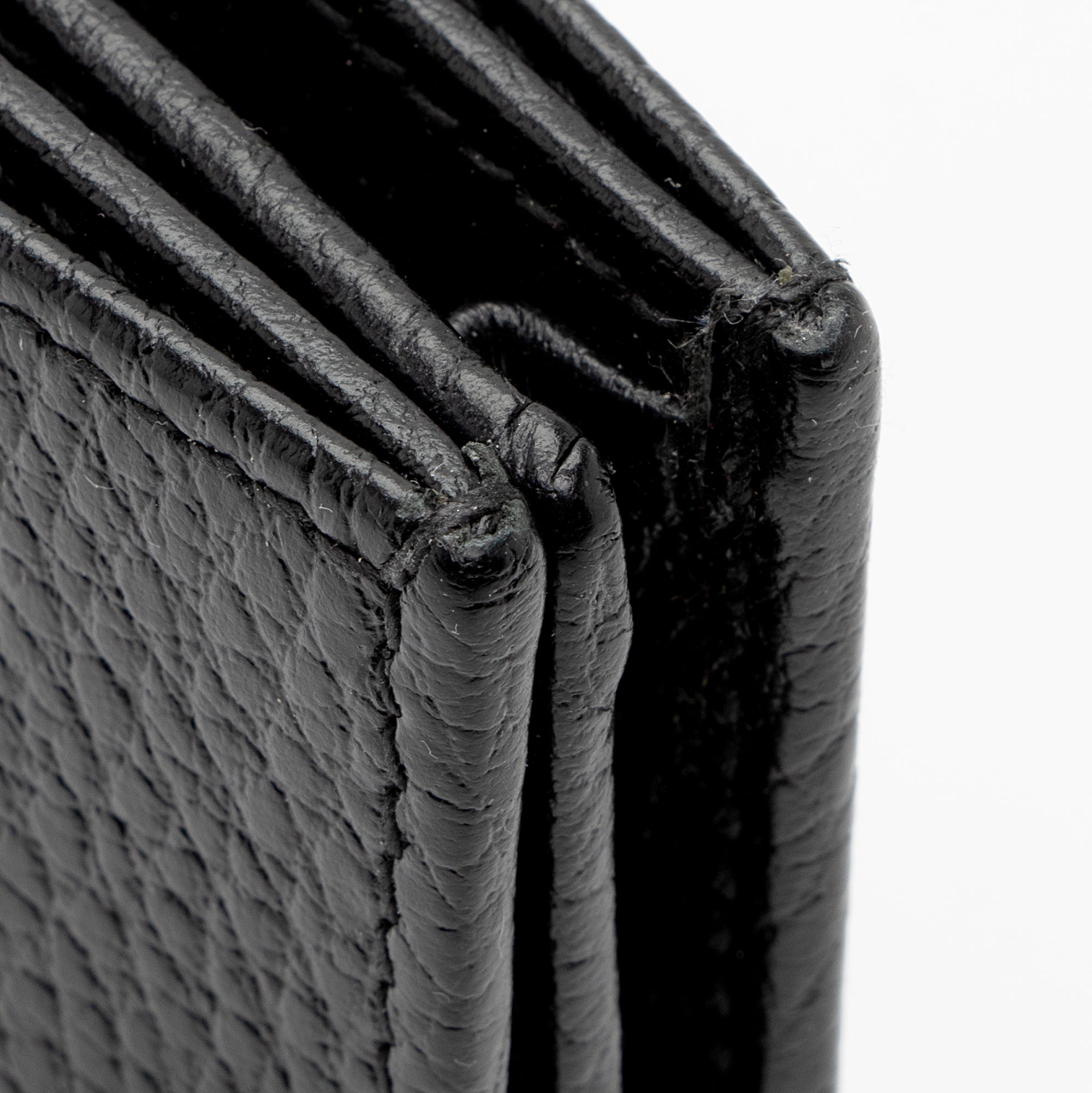 Gucci Pebbled Leather GG Marmont Card Case Wallet (SHF-dXo42g)
