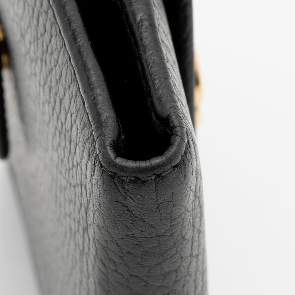 Gucci Pebbled Leather GG Marmont FrLBch Wallet