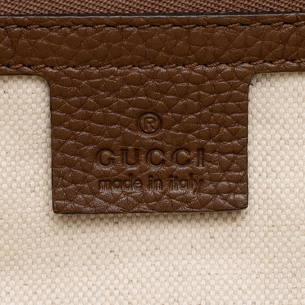 Gucci Pebbled Leather GG Marmont Top Handle Small Shoulder Bag (SHF-VGh3B4)