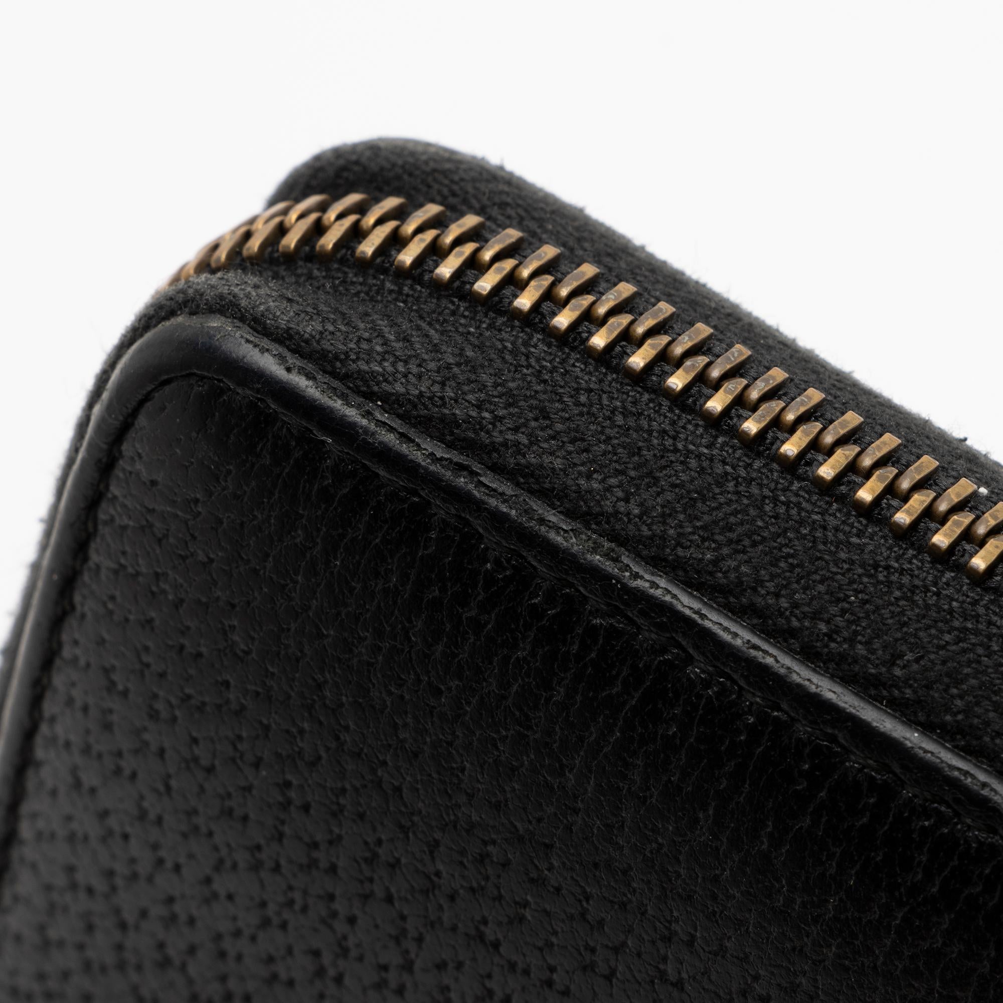 Gucci Pebbled Leather GG Marmont Zip Around Wallet (SHF-TFlGE9)