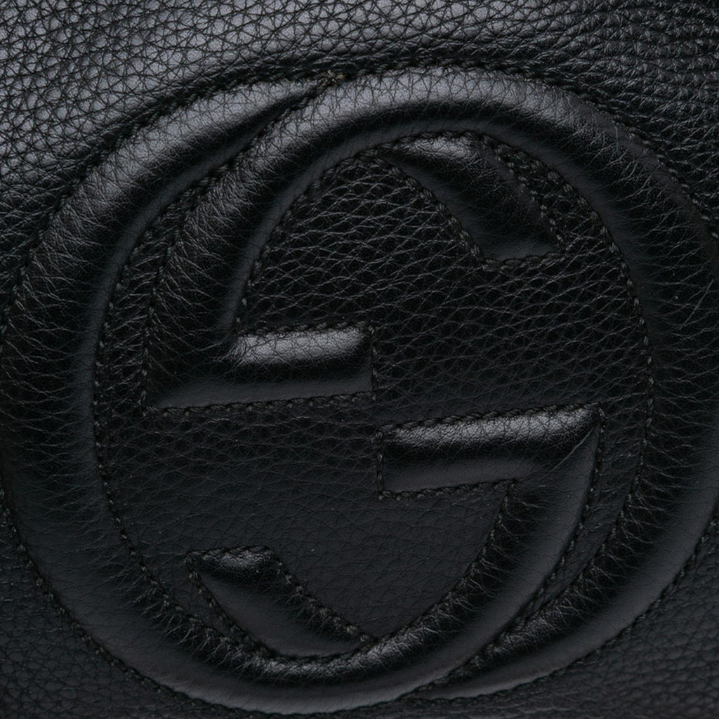 Gucci Pebbled Leather Soho Chain Zip Shoulder Bag