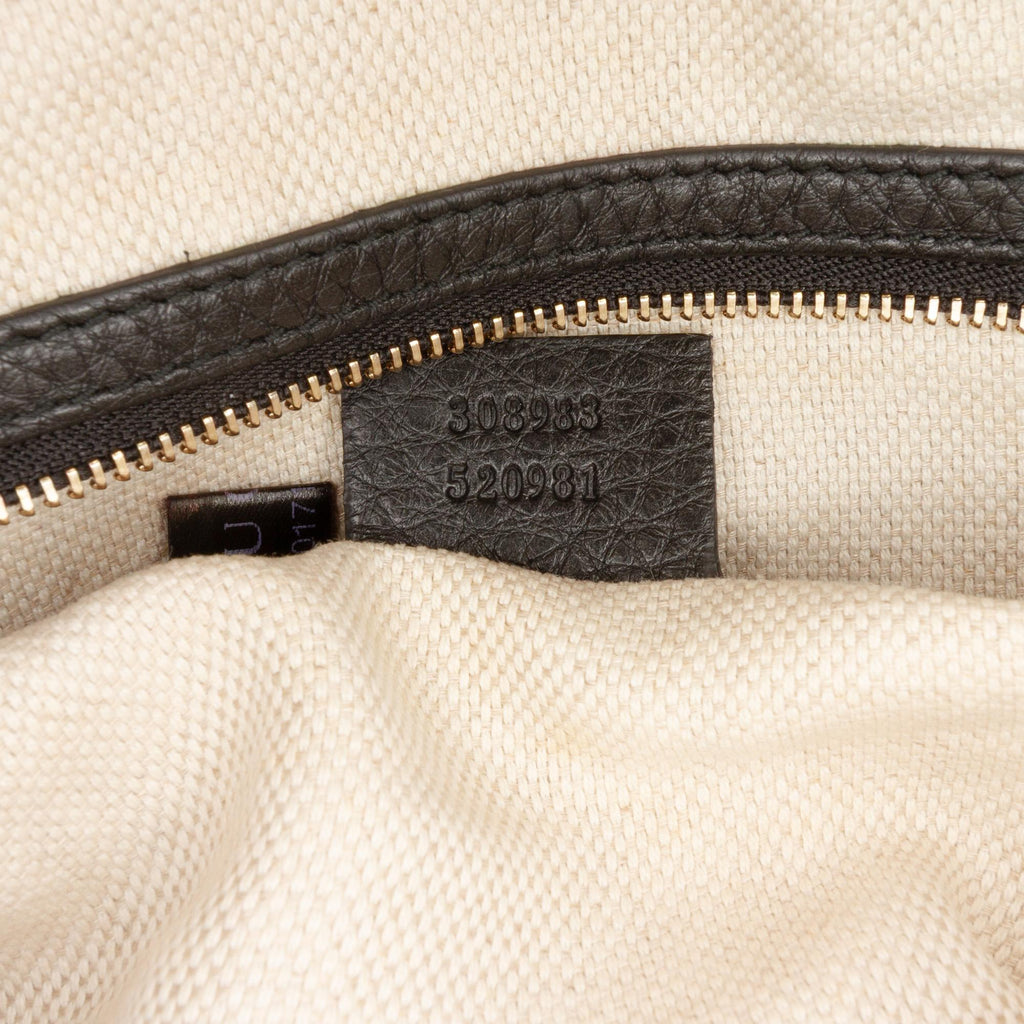 Gucci Pebbled Leather Soho Chain Zip Shoulder Bag
